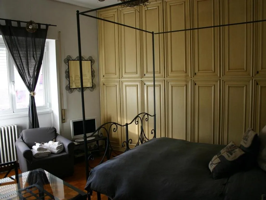 Bedroom, Bed in Le Fate Apartments