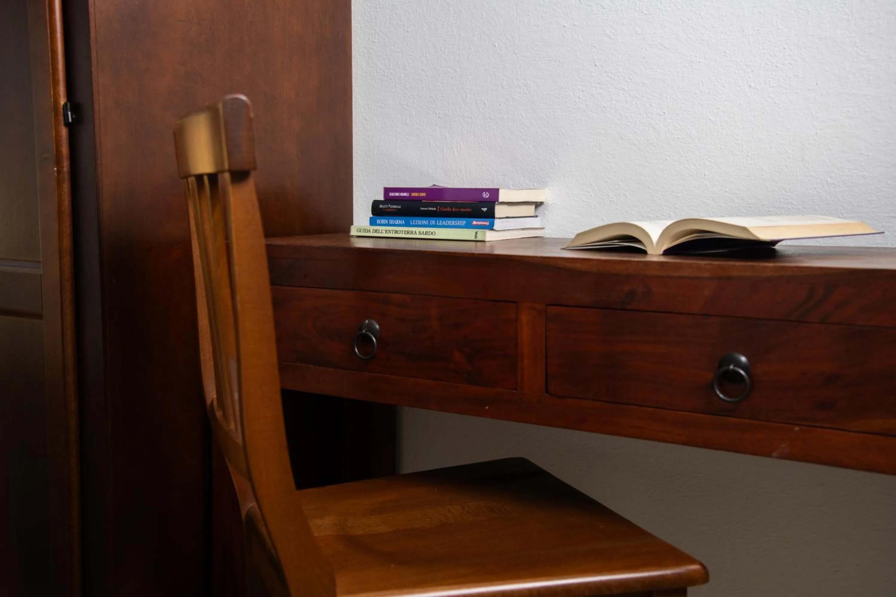 wardrobe in affittacamere S'Ortensia