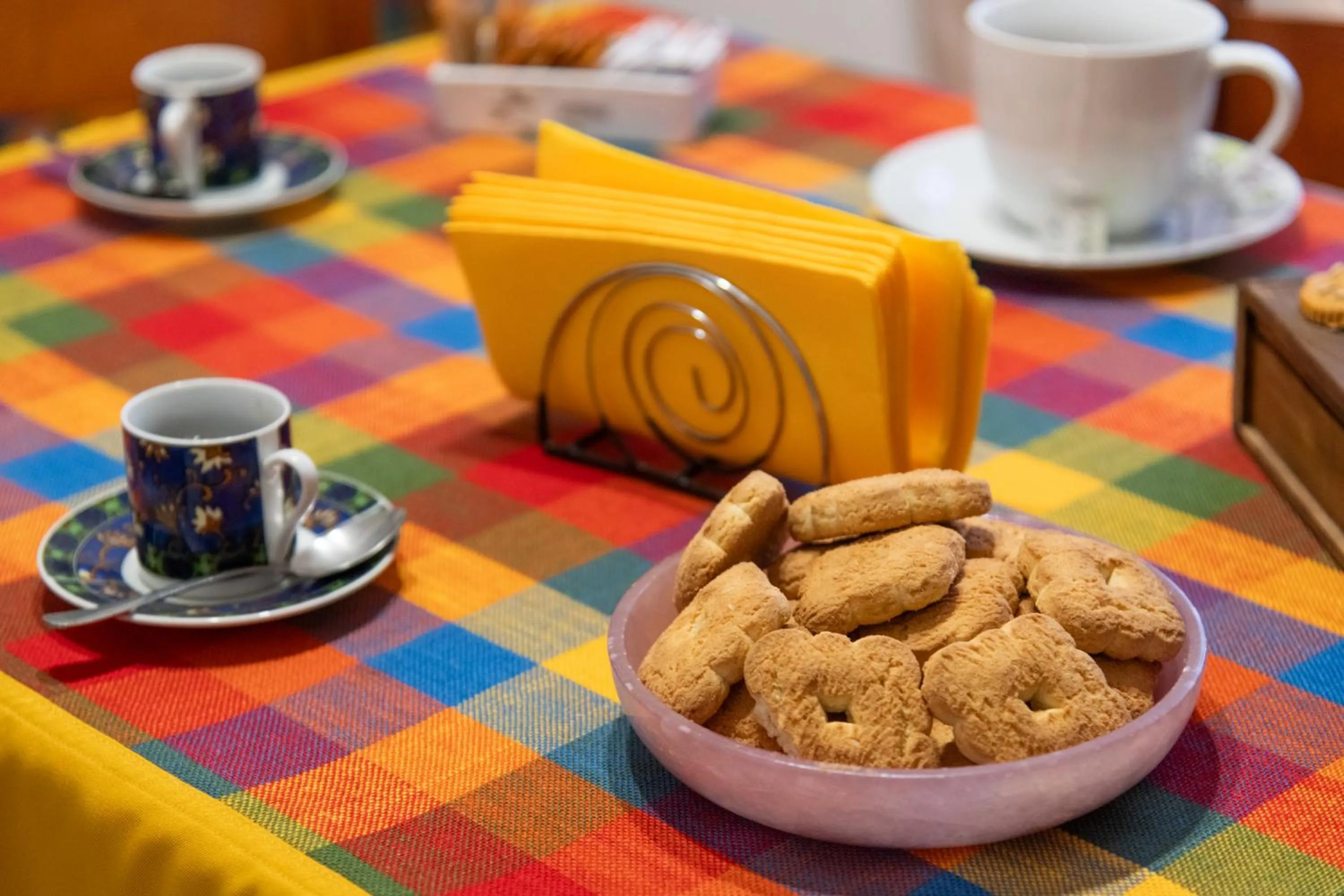 Coffee/tea facilities in affittacamere S'Ortensia