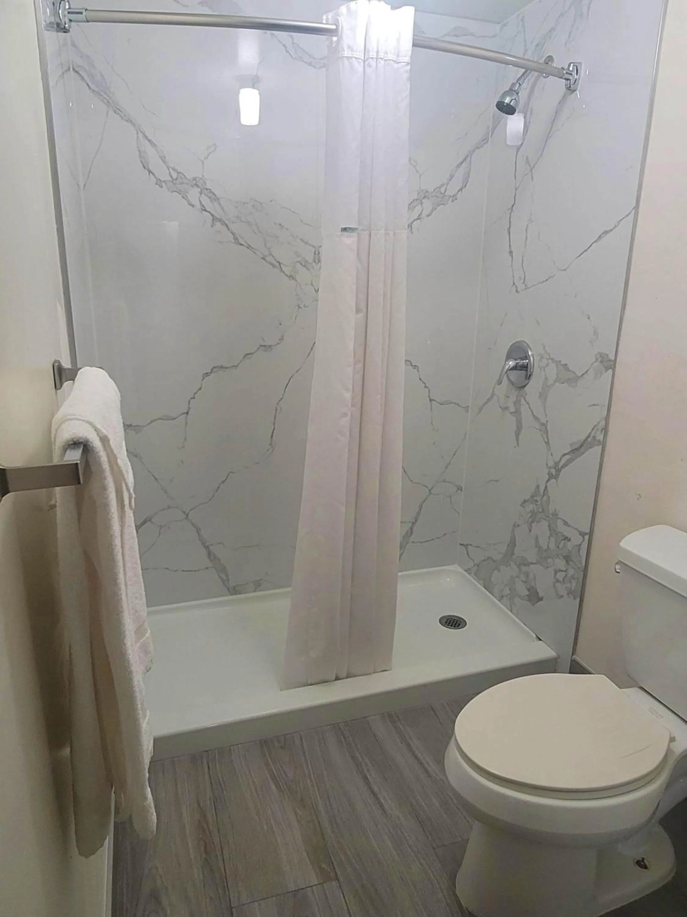 Travelodge by Wyndham San Francisco Airport North