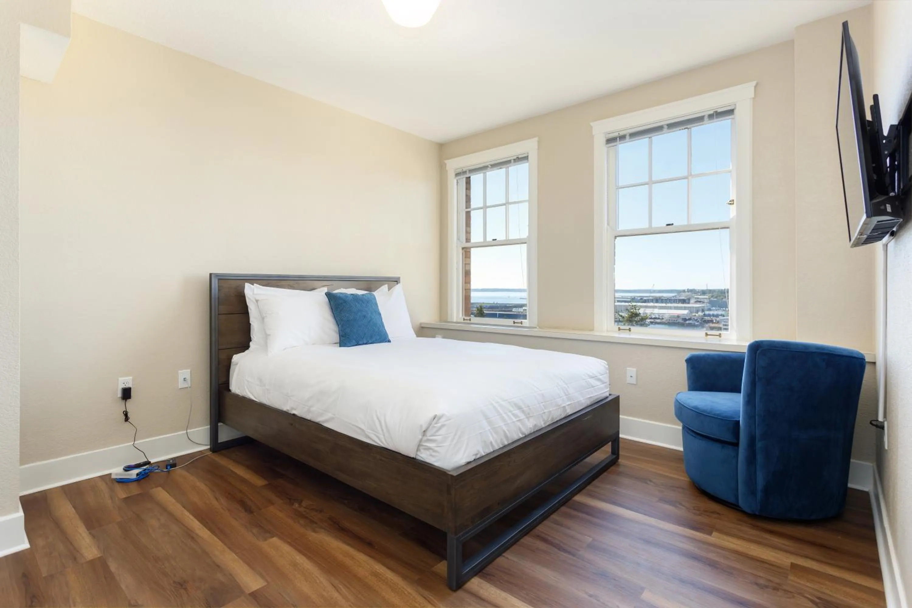 Bedroom, Bed in Hotel Leo