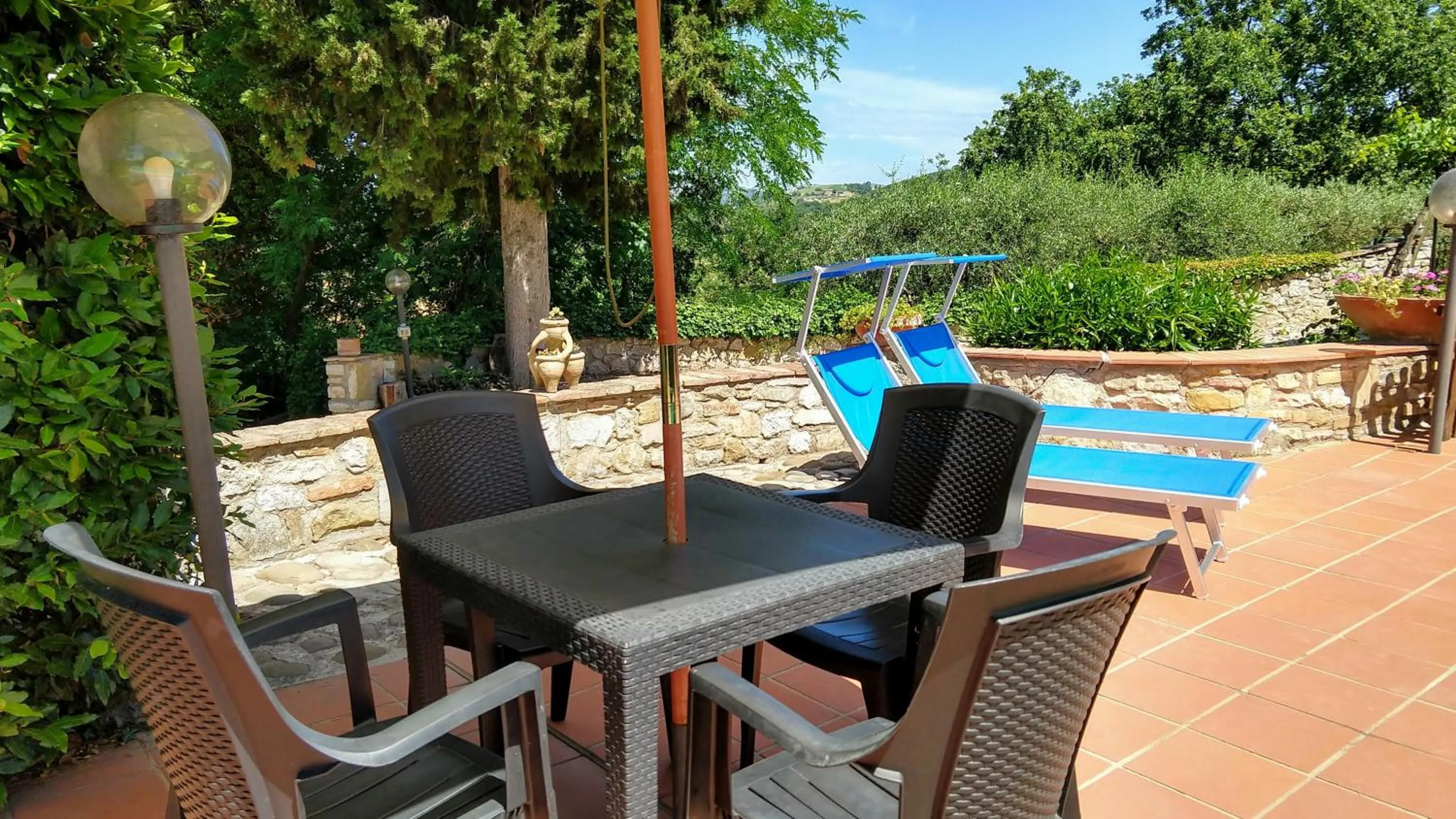 Swimming pool in Il Querceto