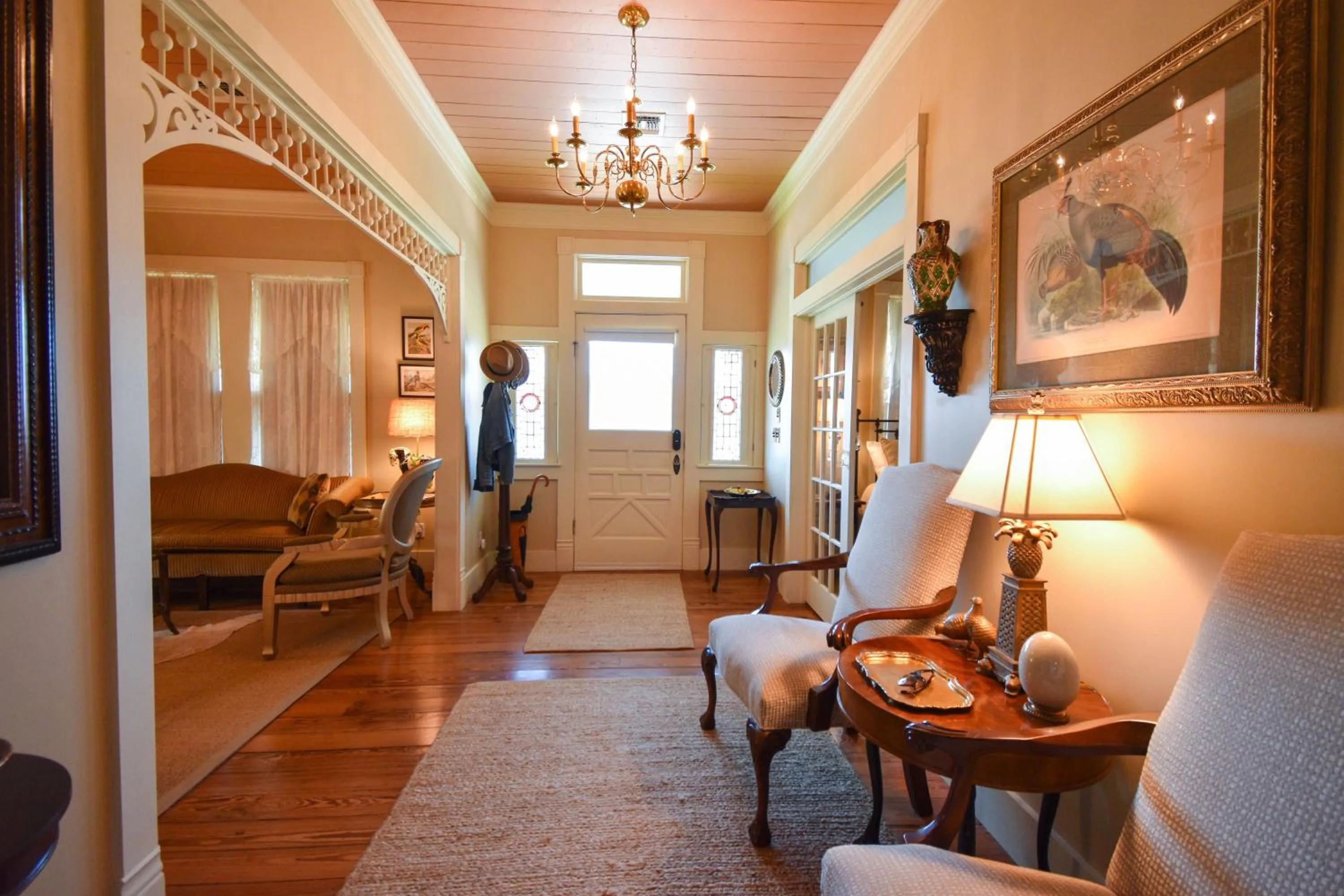 Lobby or reception, Bed in Das Meyer Haus - Luxe Victorian