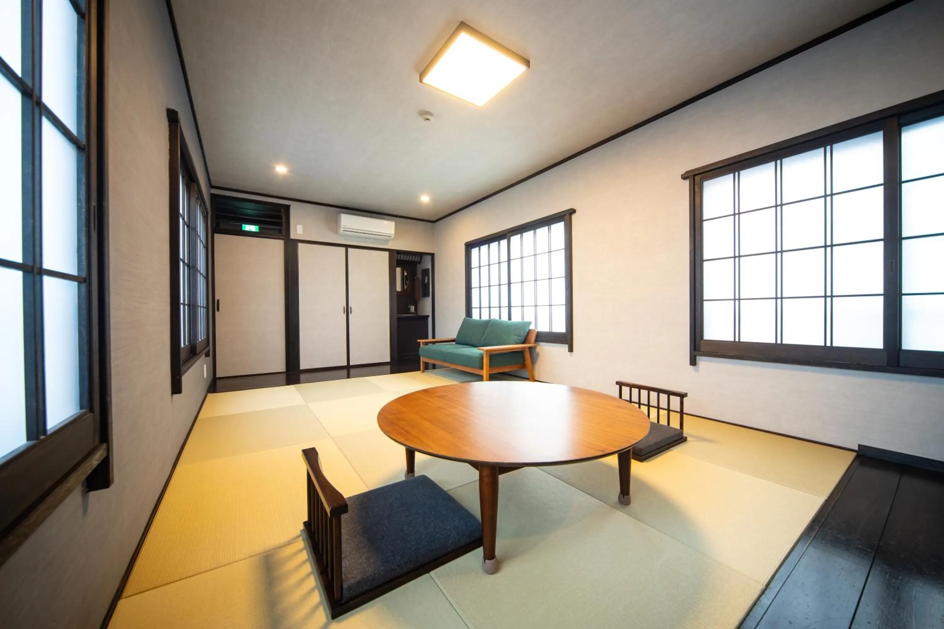 Photo of the whole room in Yasuraginoyado Yufu