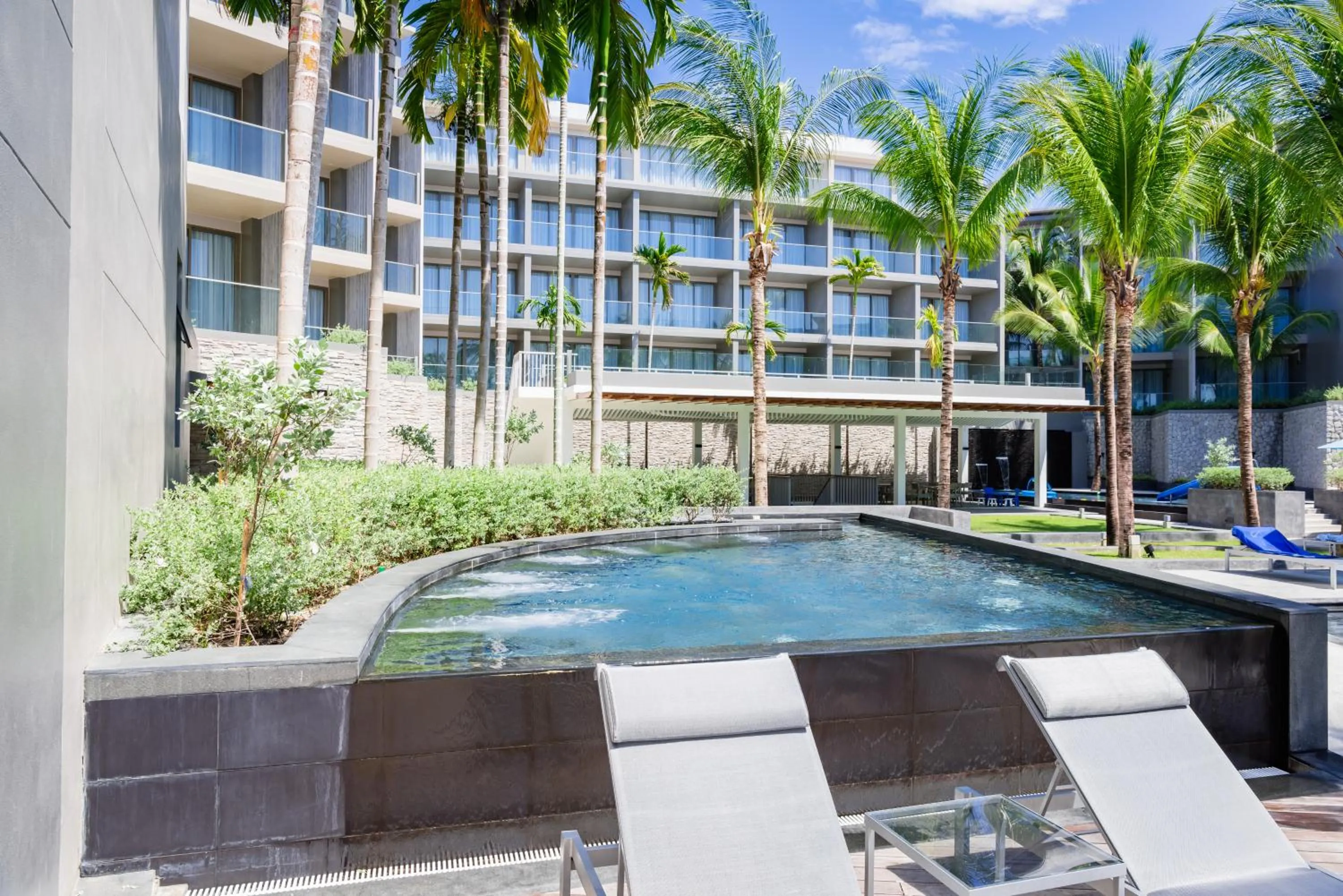 Hot Tub in Oceanfront Beach Resort