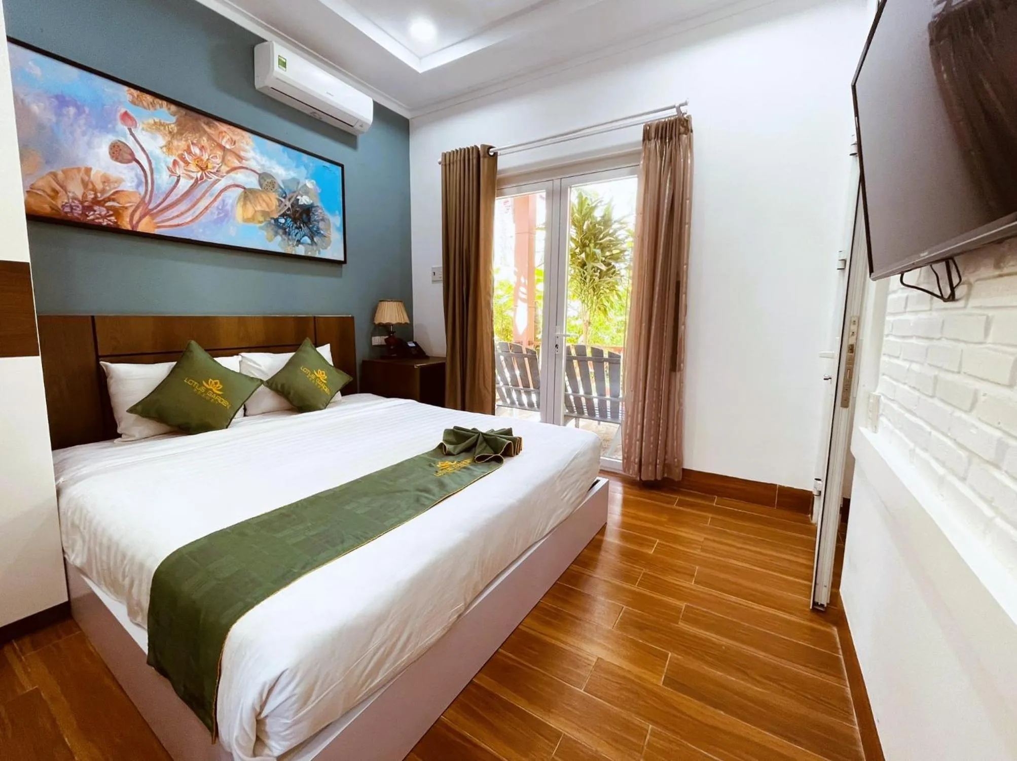 Bedroom, Bed in Lotus Garden Muine Resort & Spa