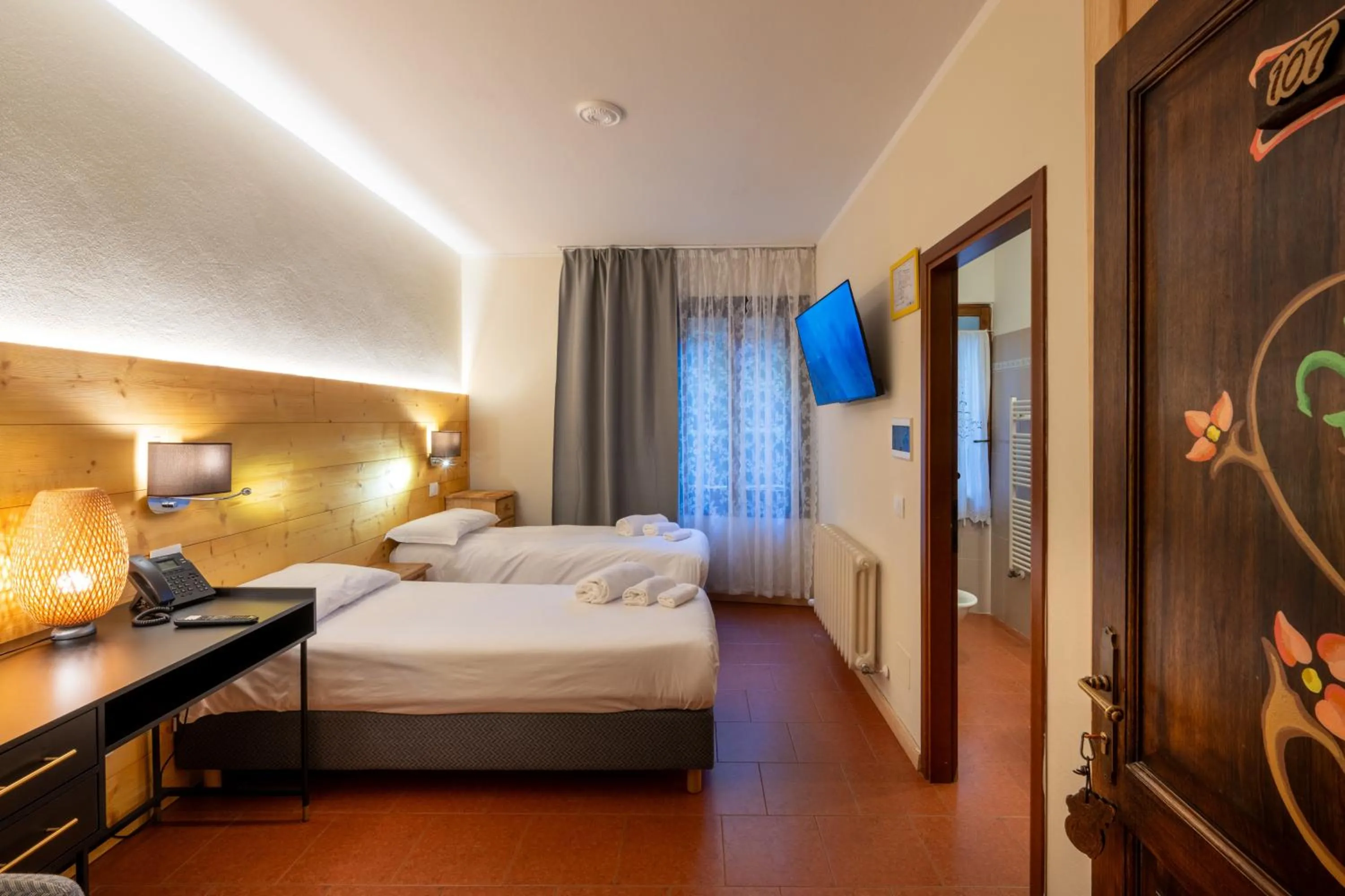 Bed in Firenze Hotel Suite & Spa