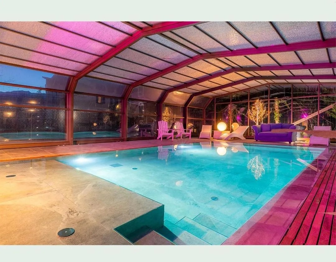 Swimming pool in Hotel Firenze