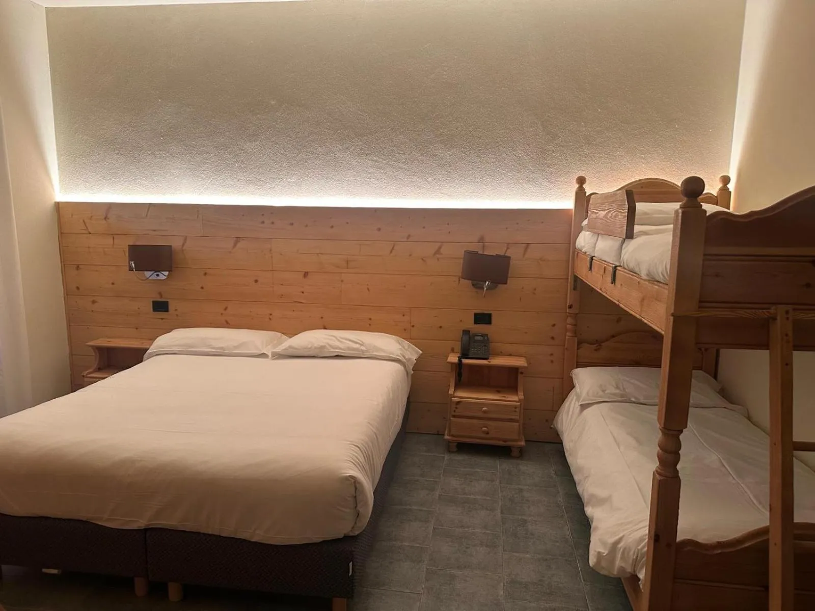 Bed in Hotel Firenze