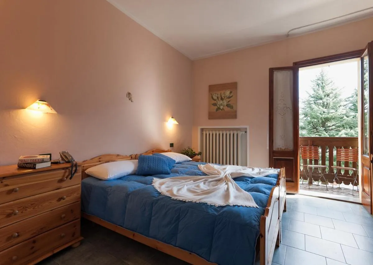 Bed in Hotel Firenze