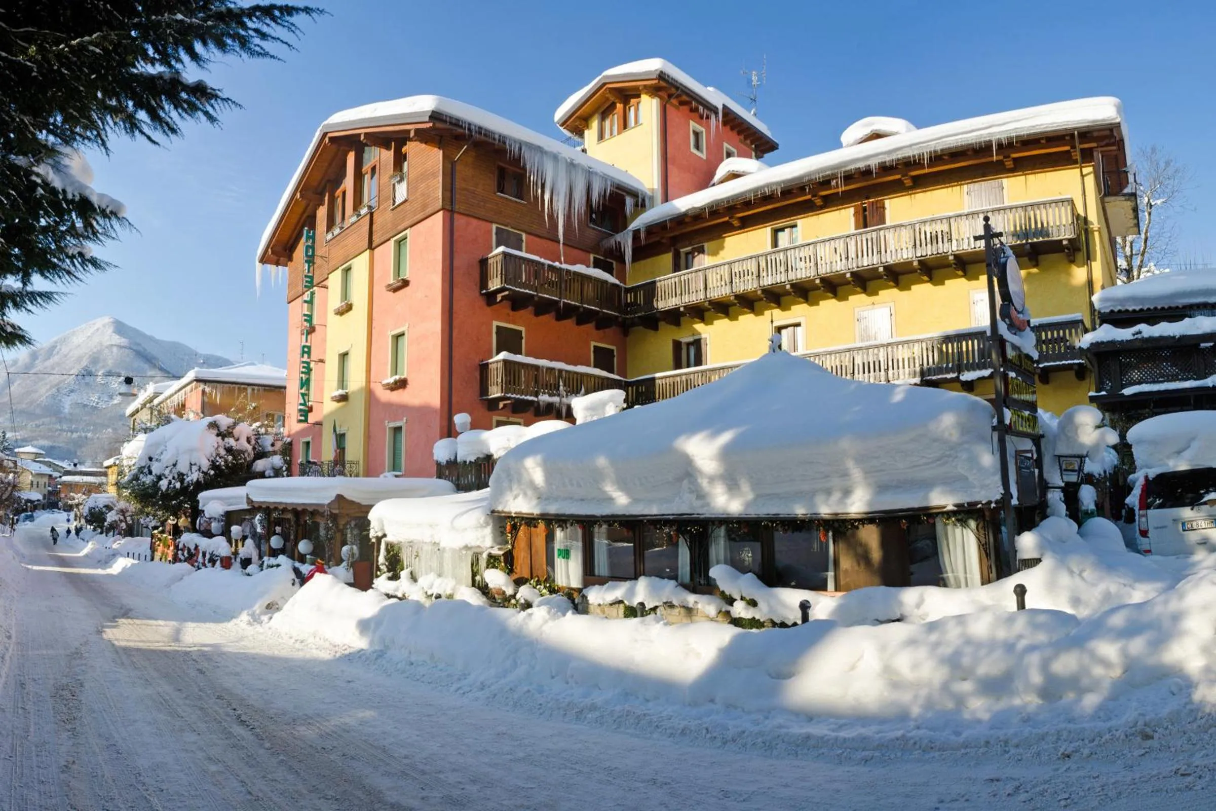Facade/entrance in Hotel Firenze