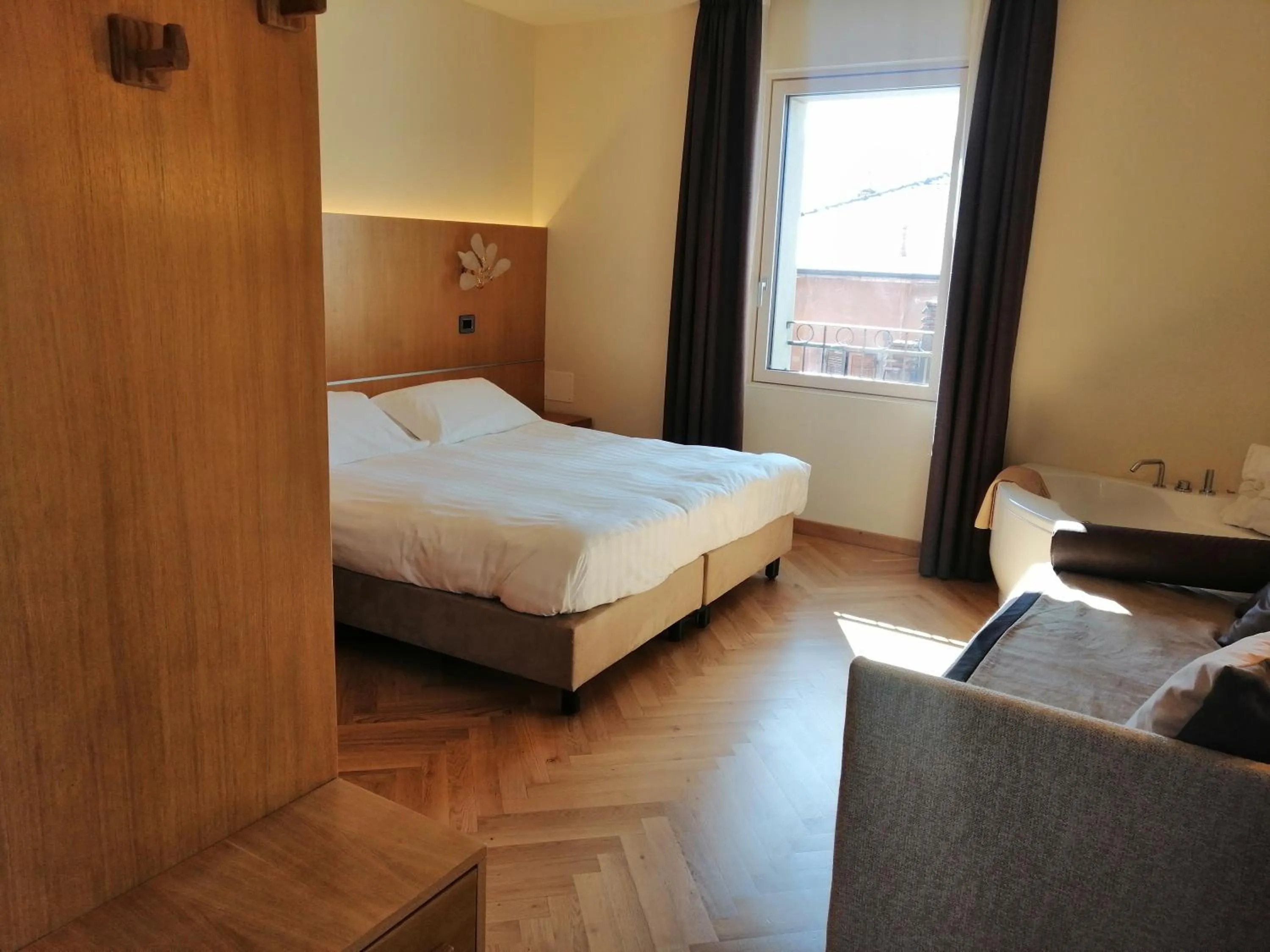 Bed in Hotel Firenze