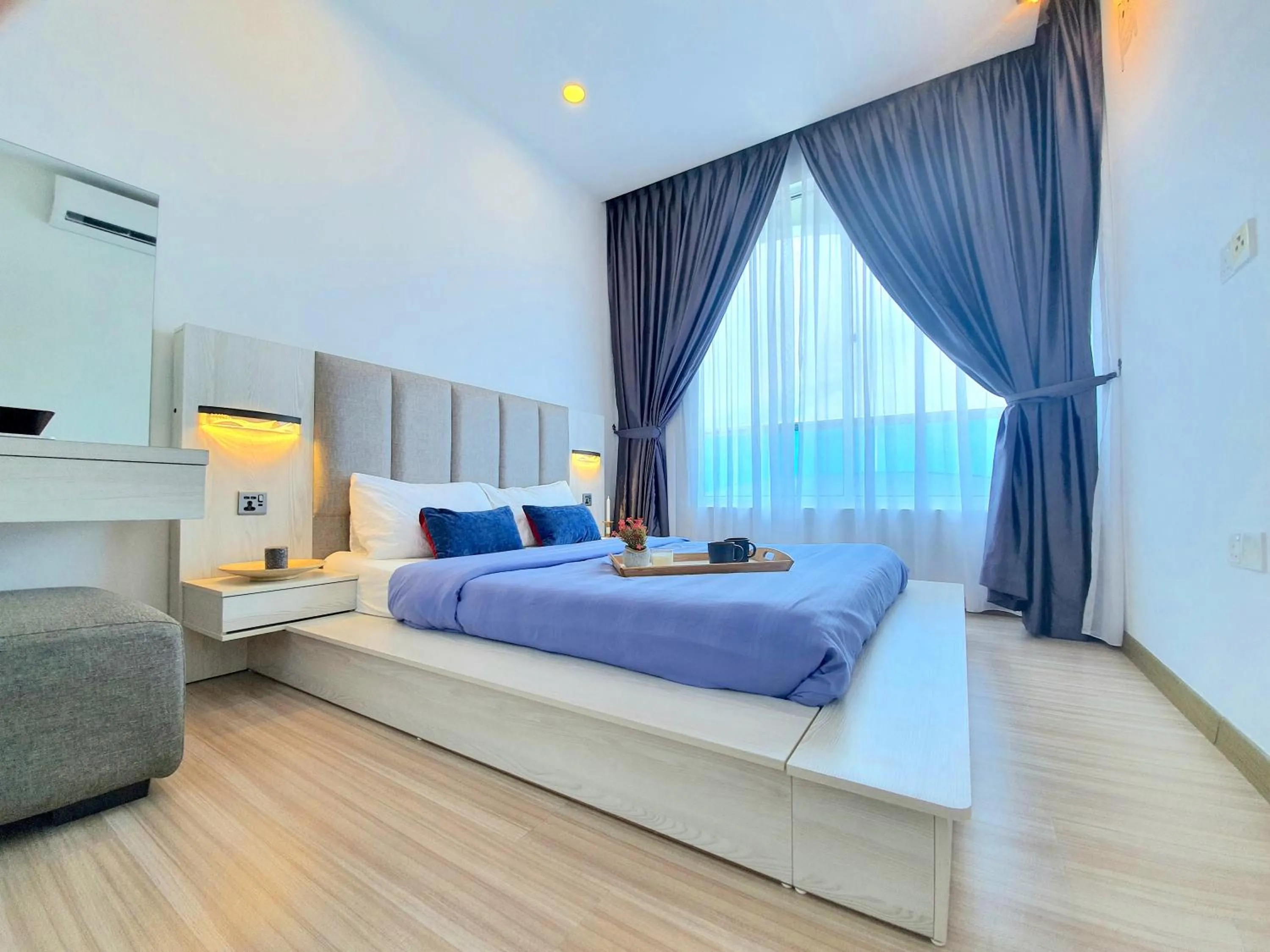 Photo of the whole room, Bed in The Wave Suites Melaka