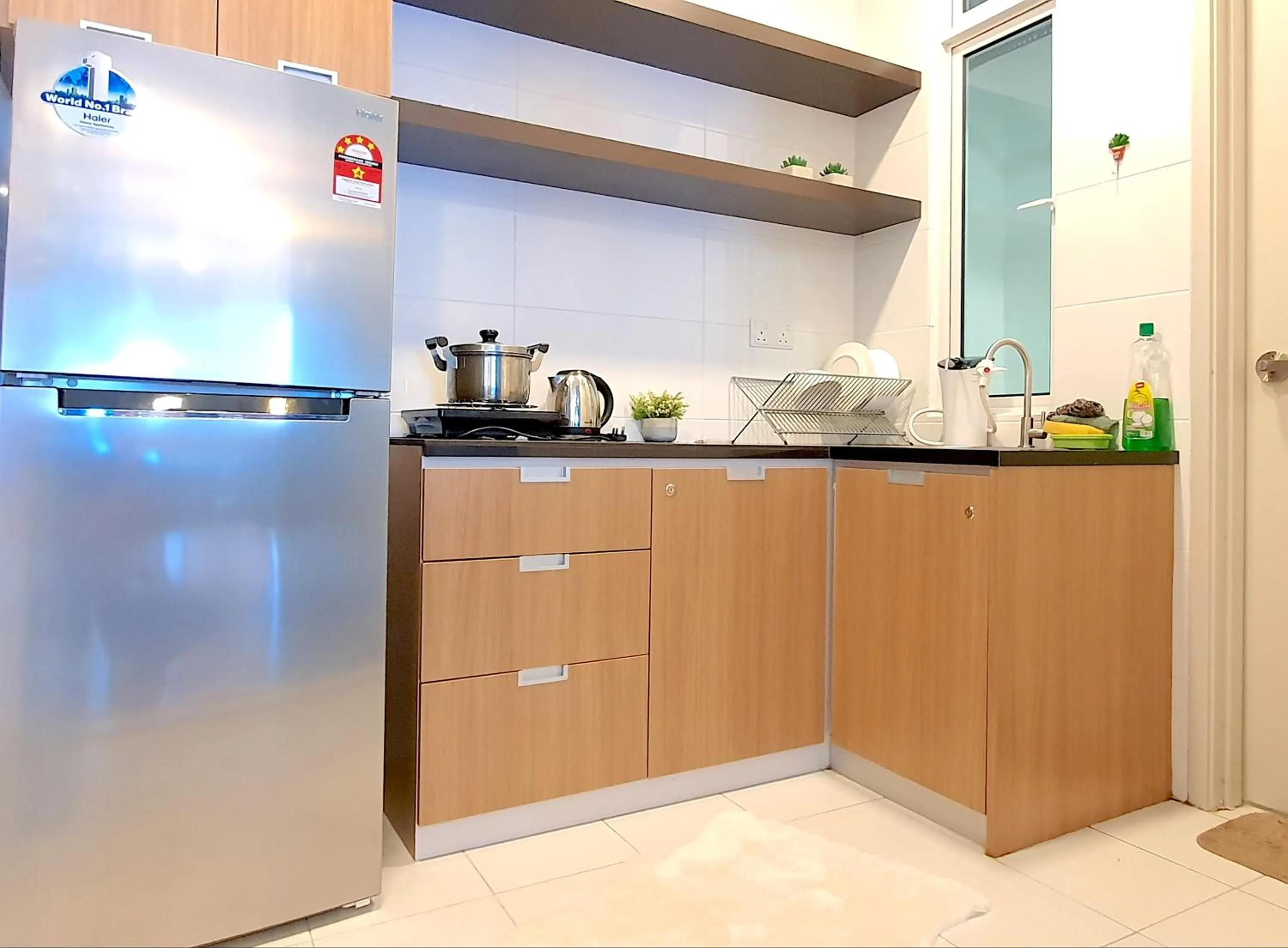 Kitchen or kitchenette in The Wave Suites Melaka