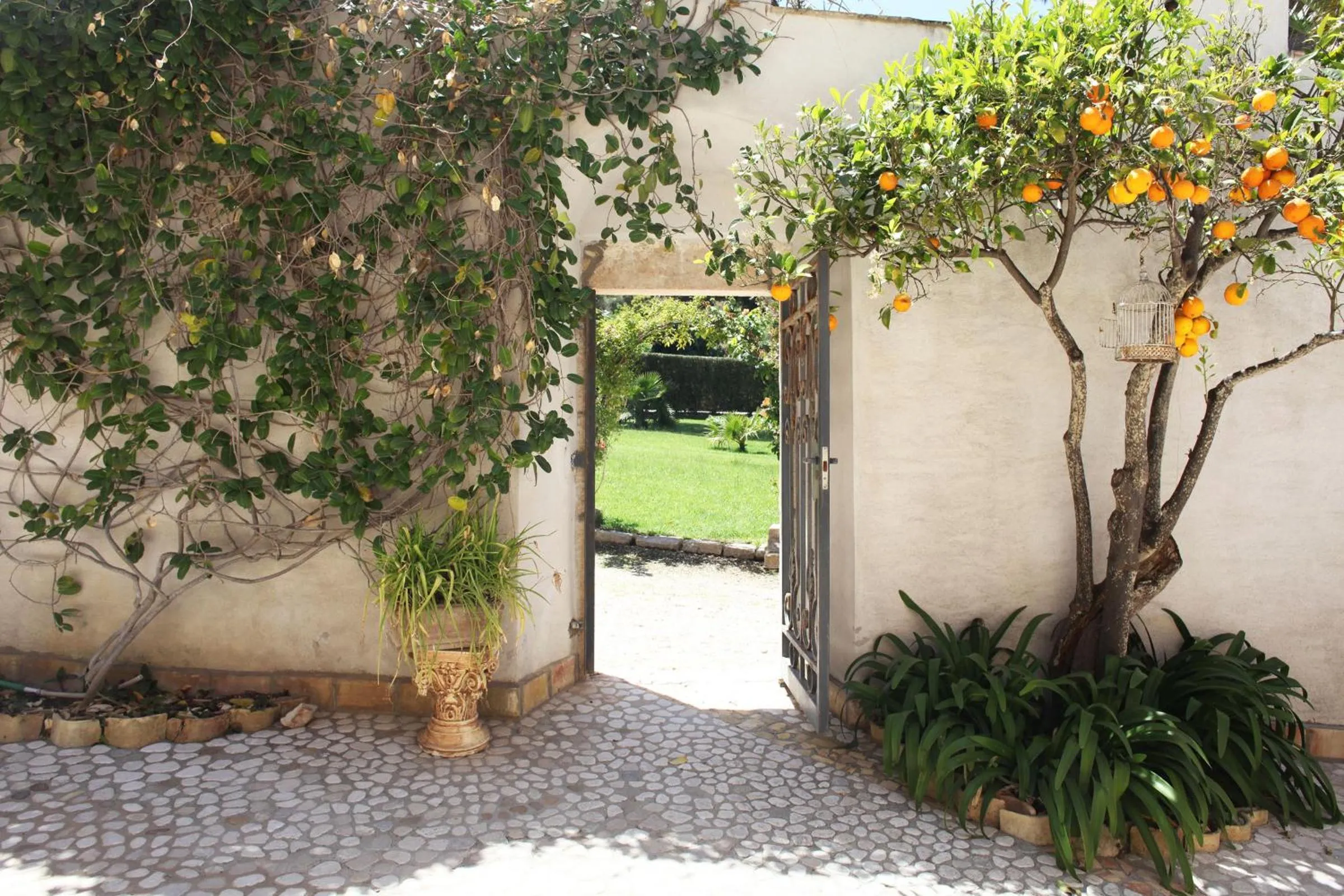 Patio in Bed And Breakfast Villa Pilati