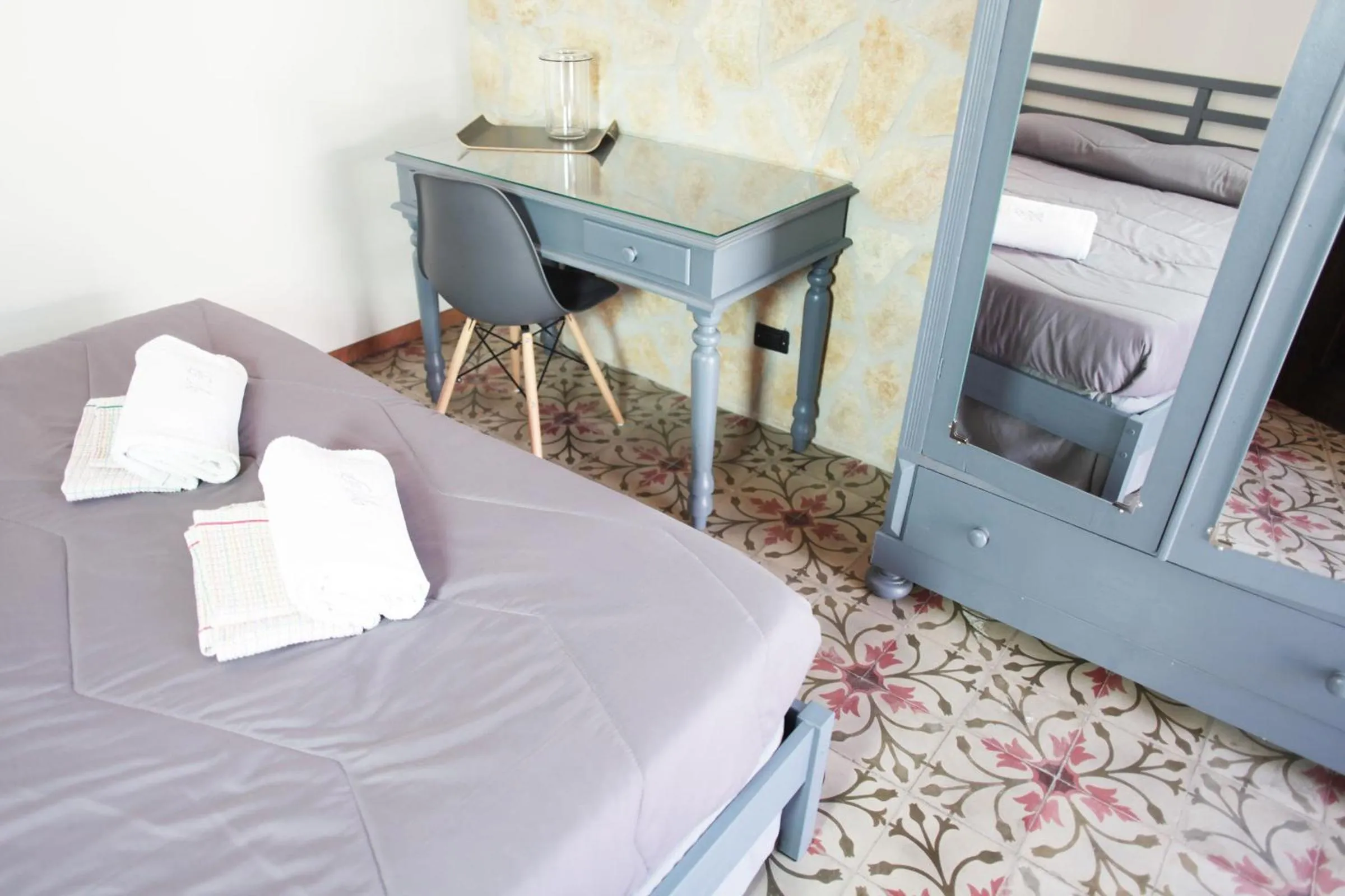 Decorative detail, Bed in Bed And Breakfast Villa Pilati