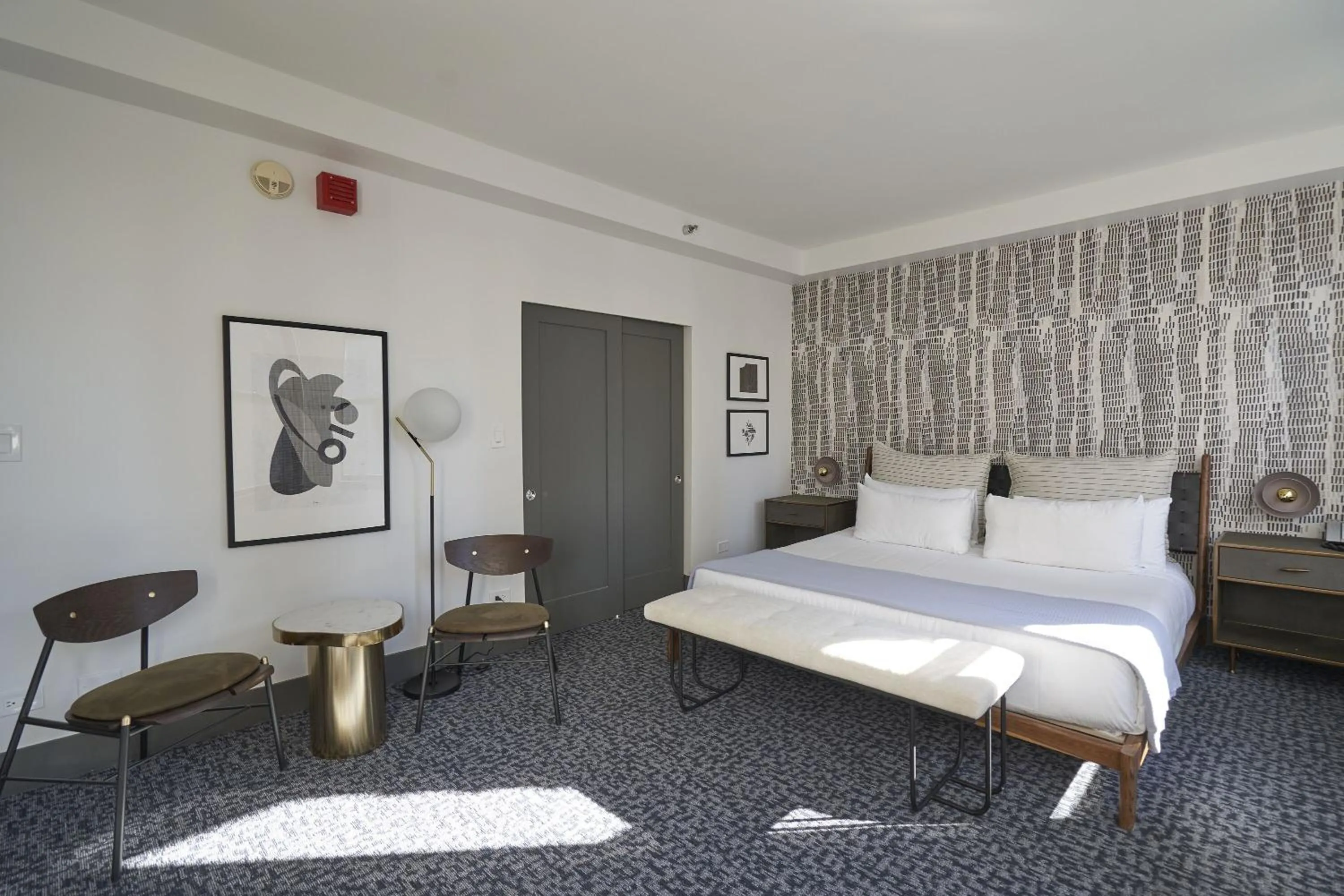 Bedroom in Raffaello Hotel