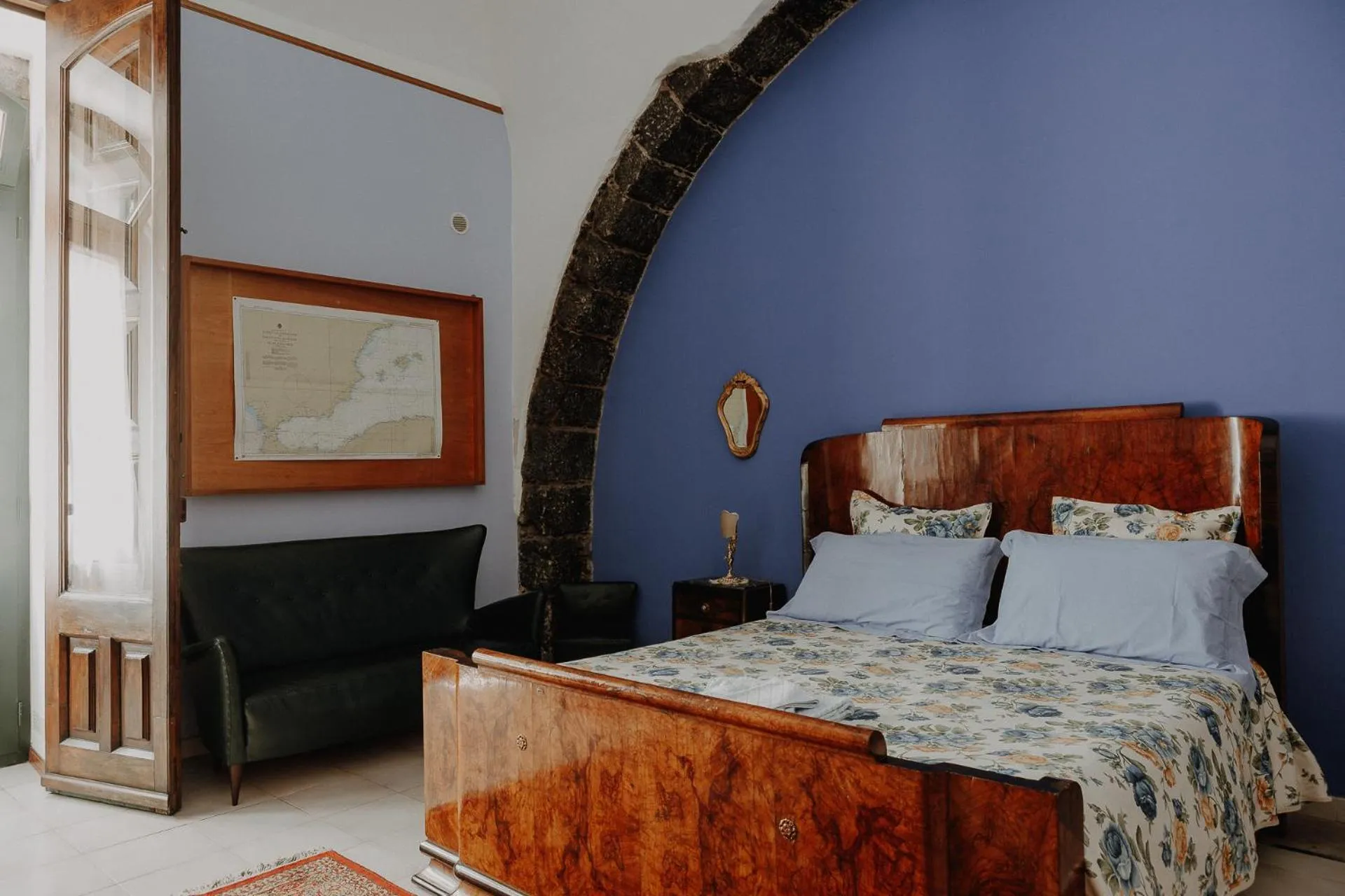 Bed in La Baronessa B&B