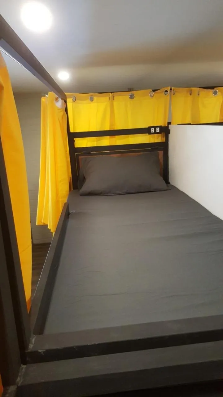 Bed in Dormitelsph Cloud 9