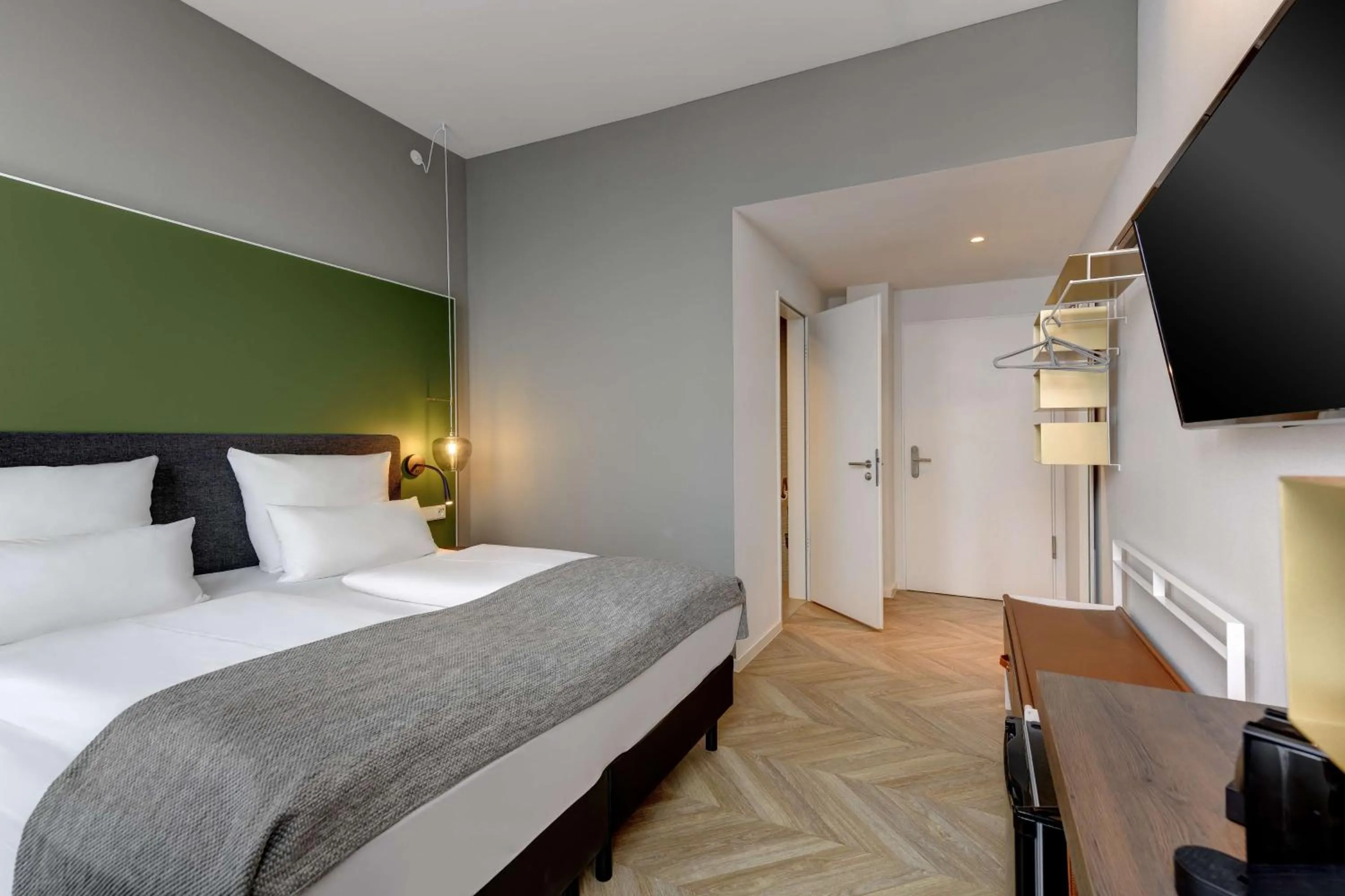 Bedroom, Bed in Flightgate Munich Airport Hotel, a member of Radisson Individuals