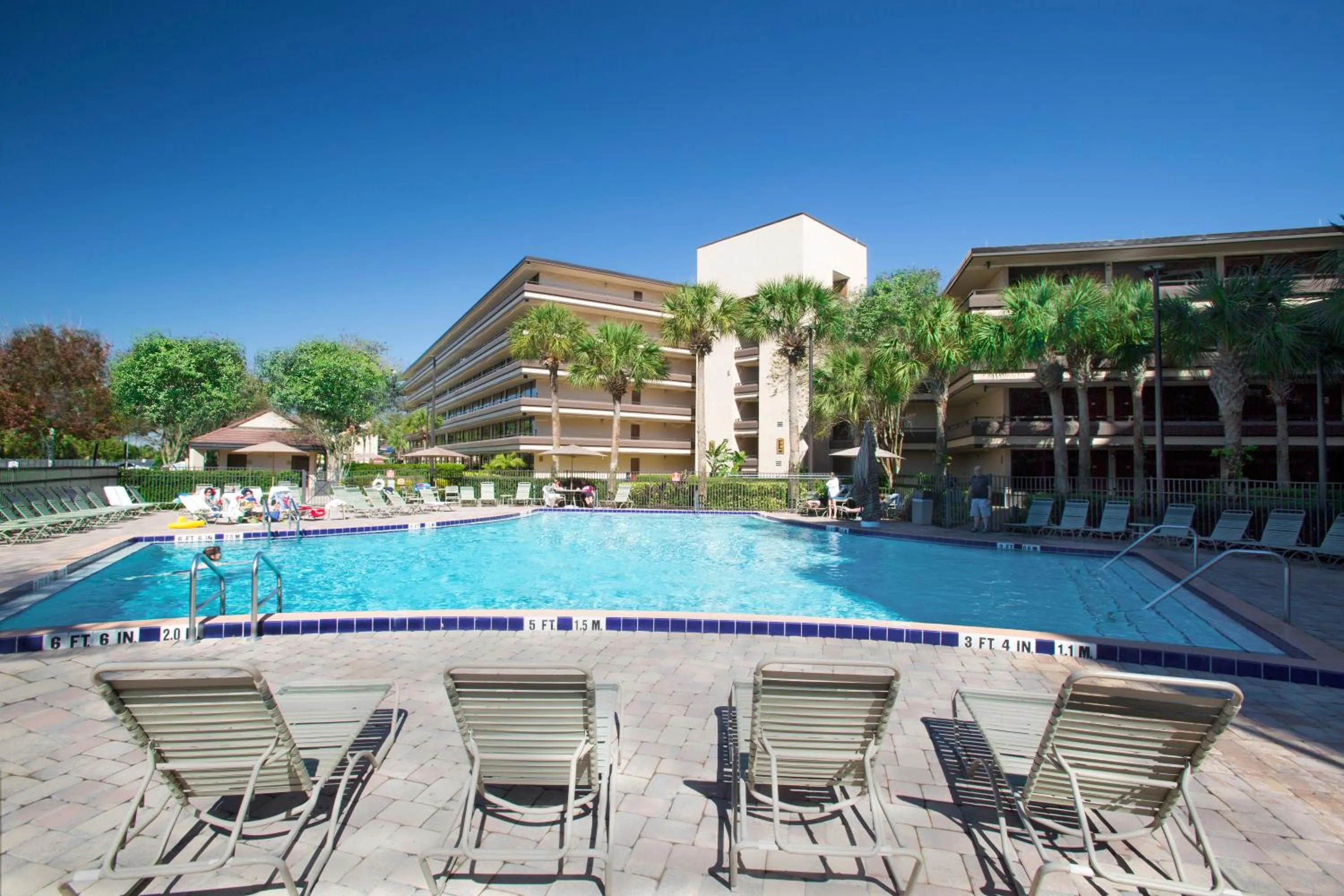 Property building in Rosen Inn at Pointe Orlando