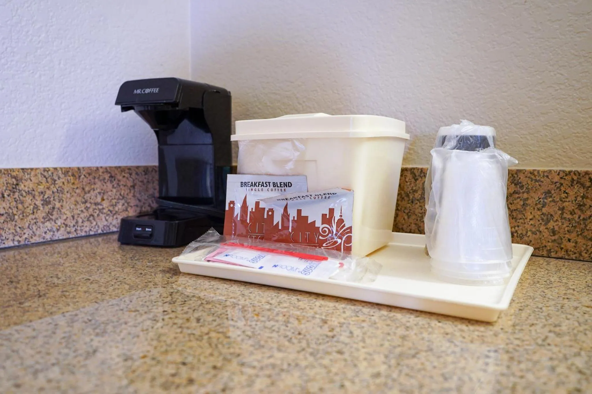 Coffee/tea facilities in Rosen Inn Closest to Universal