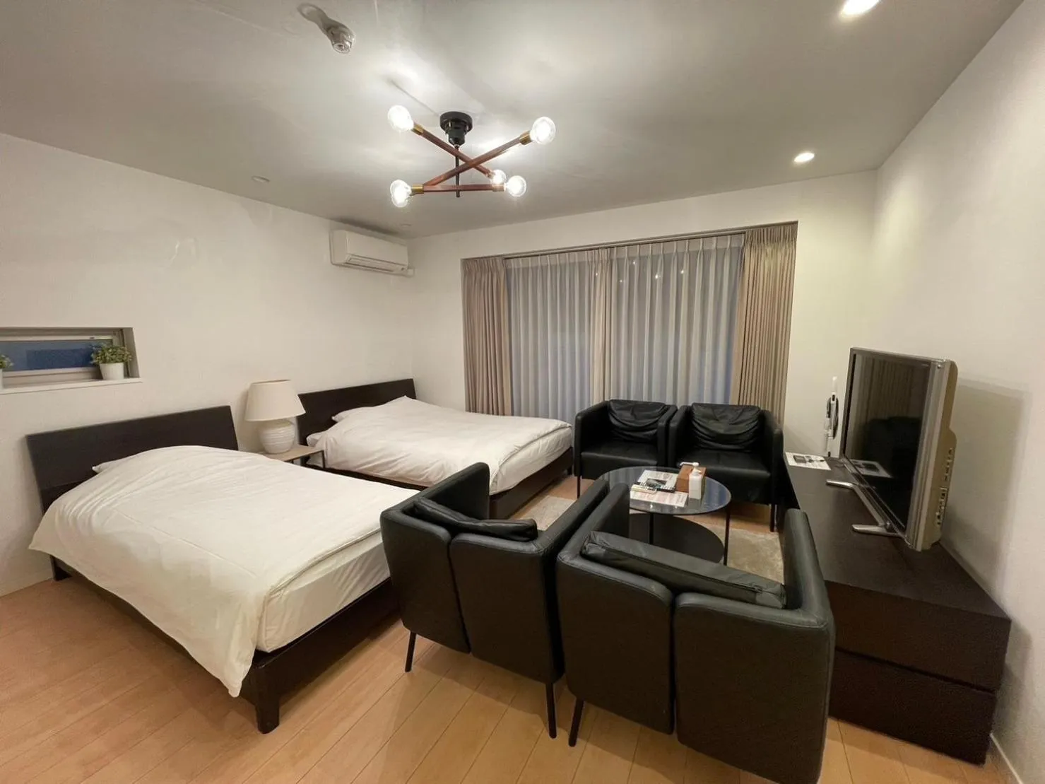 Bed in SALON Shibuya