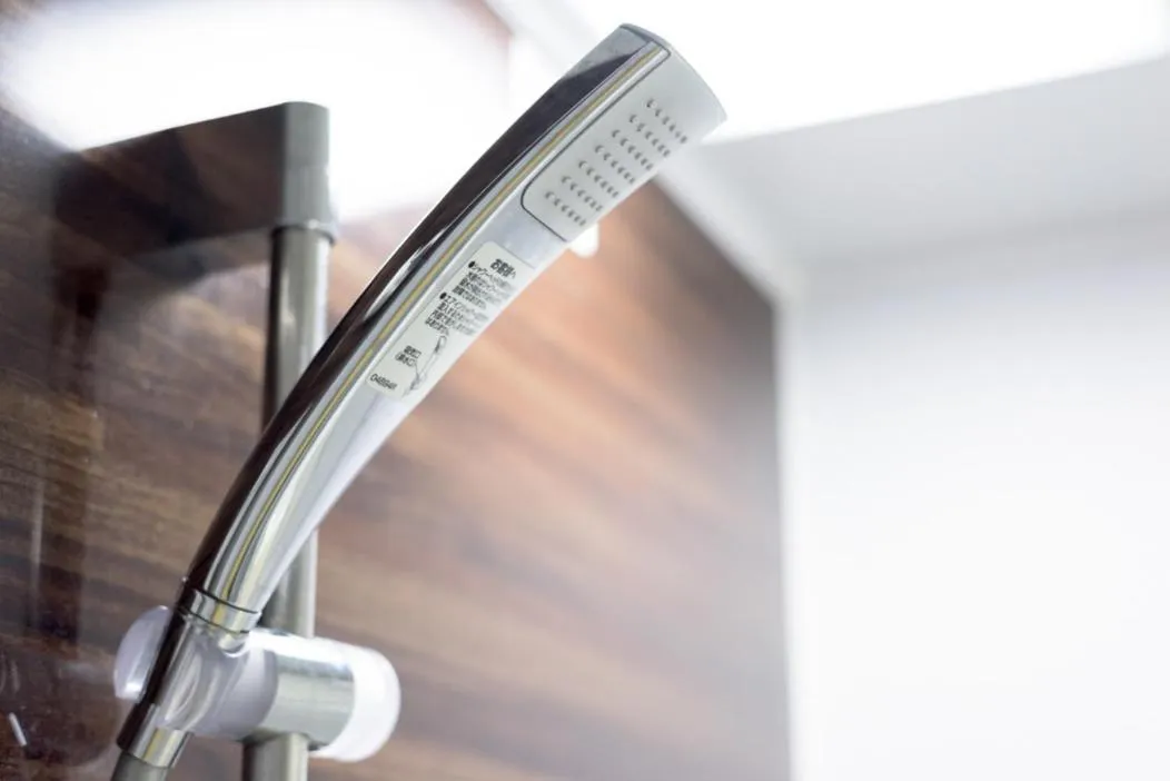 Shower in SALON Shibuya