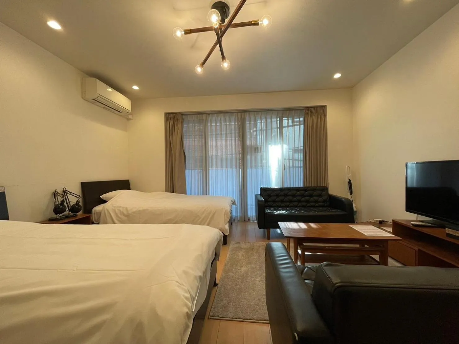 Bed in SALON Shibuya