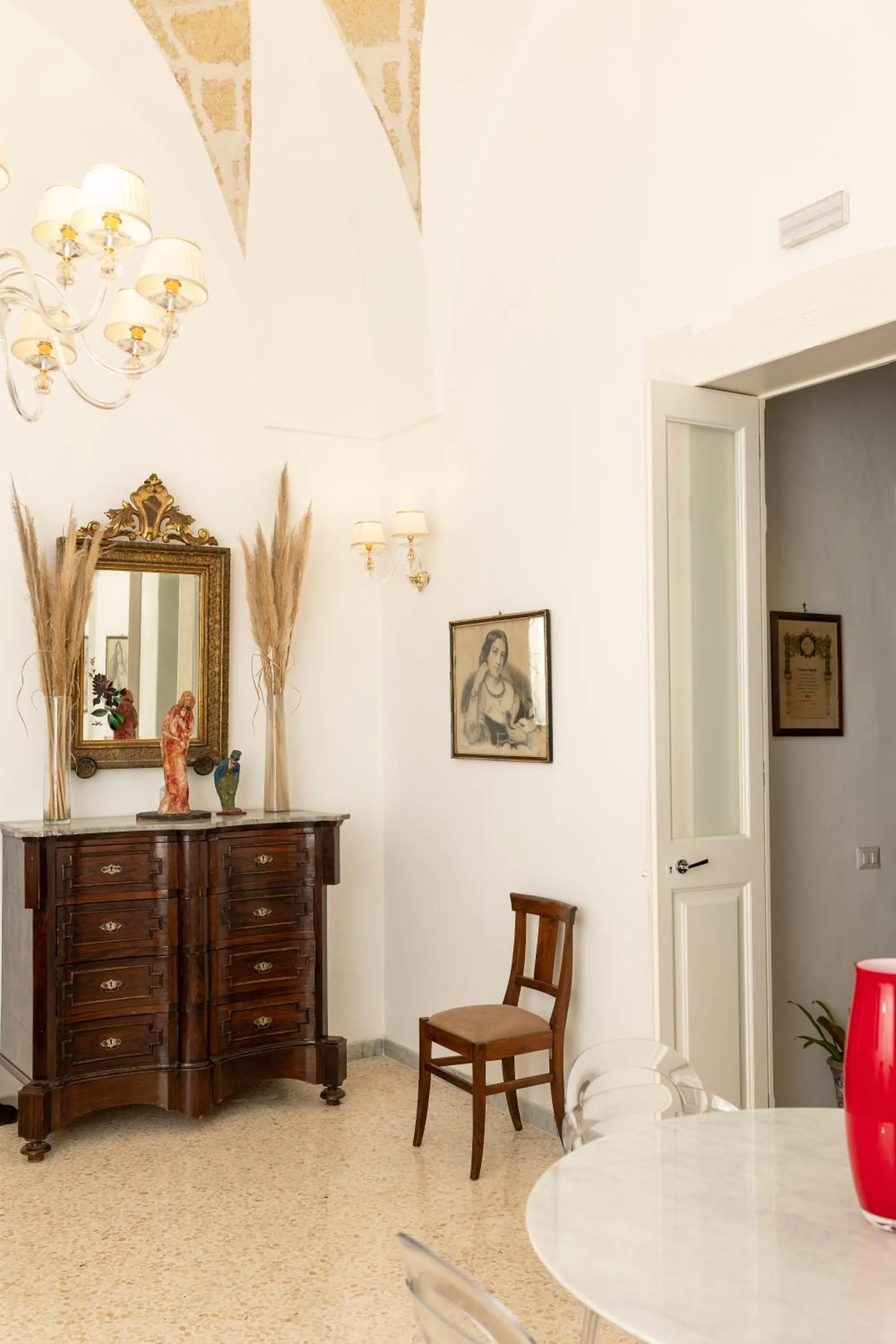 Communal lounge/ TV room in B&B Don Alessandro