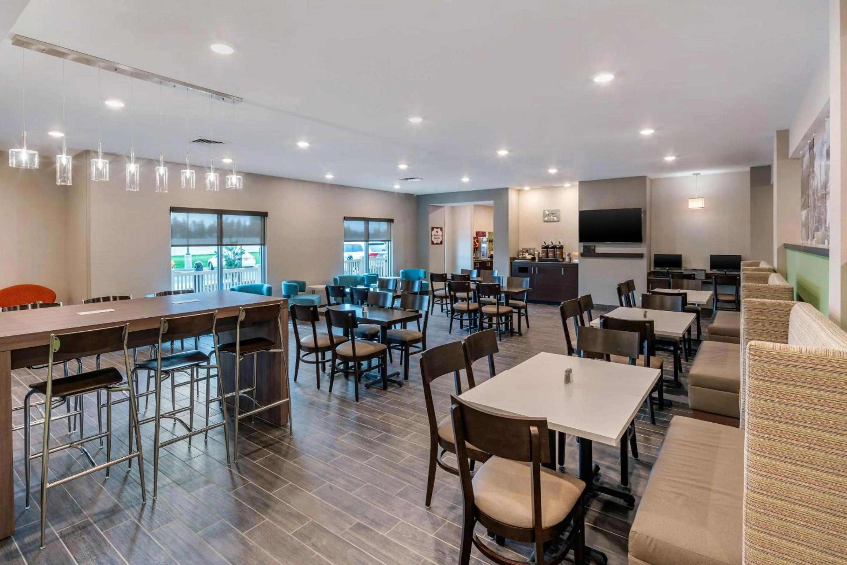 Breakfast in MainStay Suites Spokane Airport