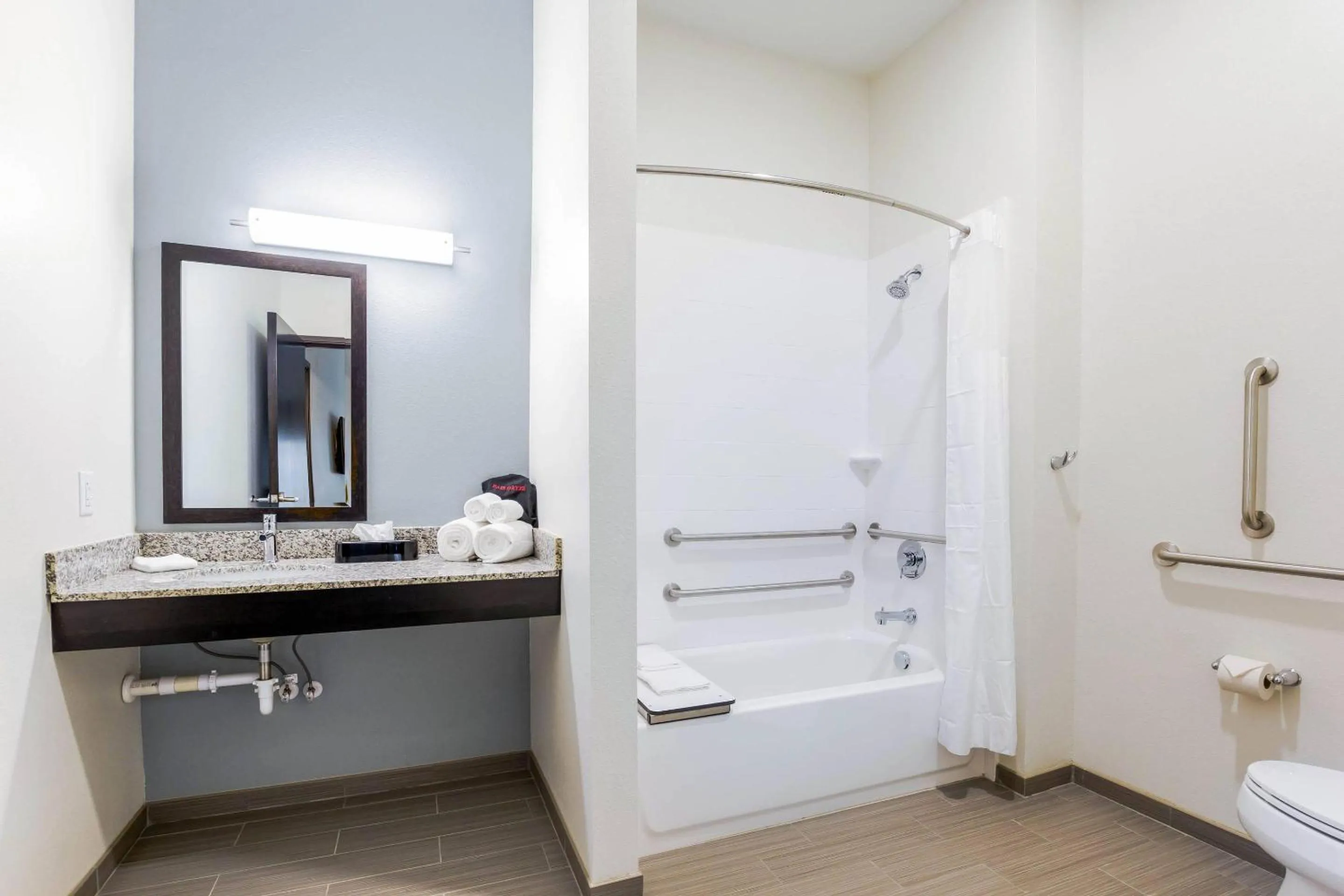 Bedroom in MainStay Suites Winfield-Teays Valley