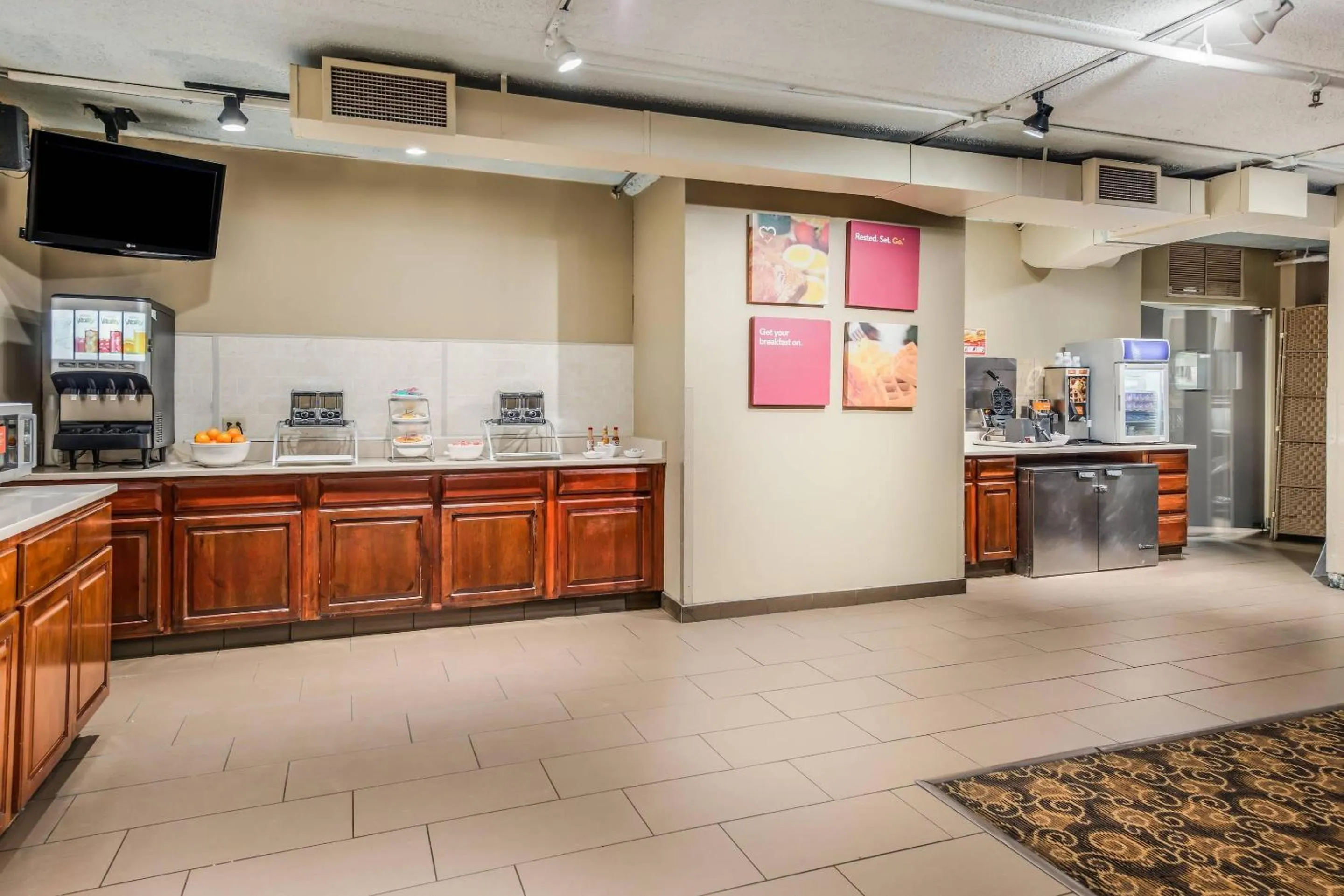 Breakfast in Comfort Suites Chicago O'Hare Airport