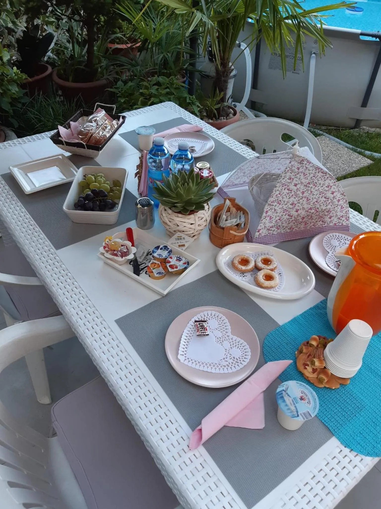 Food and drinks in B&B La Delice