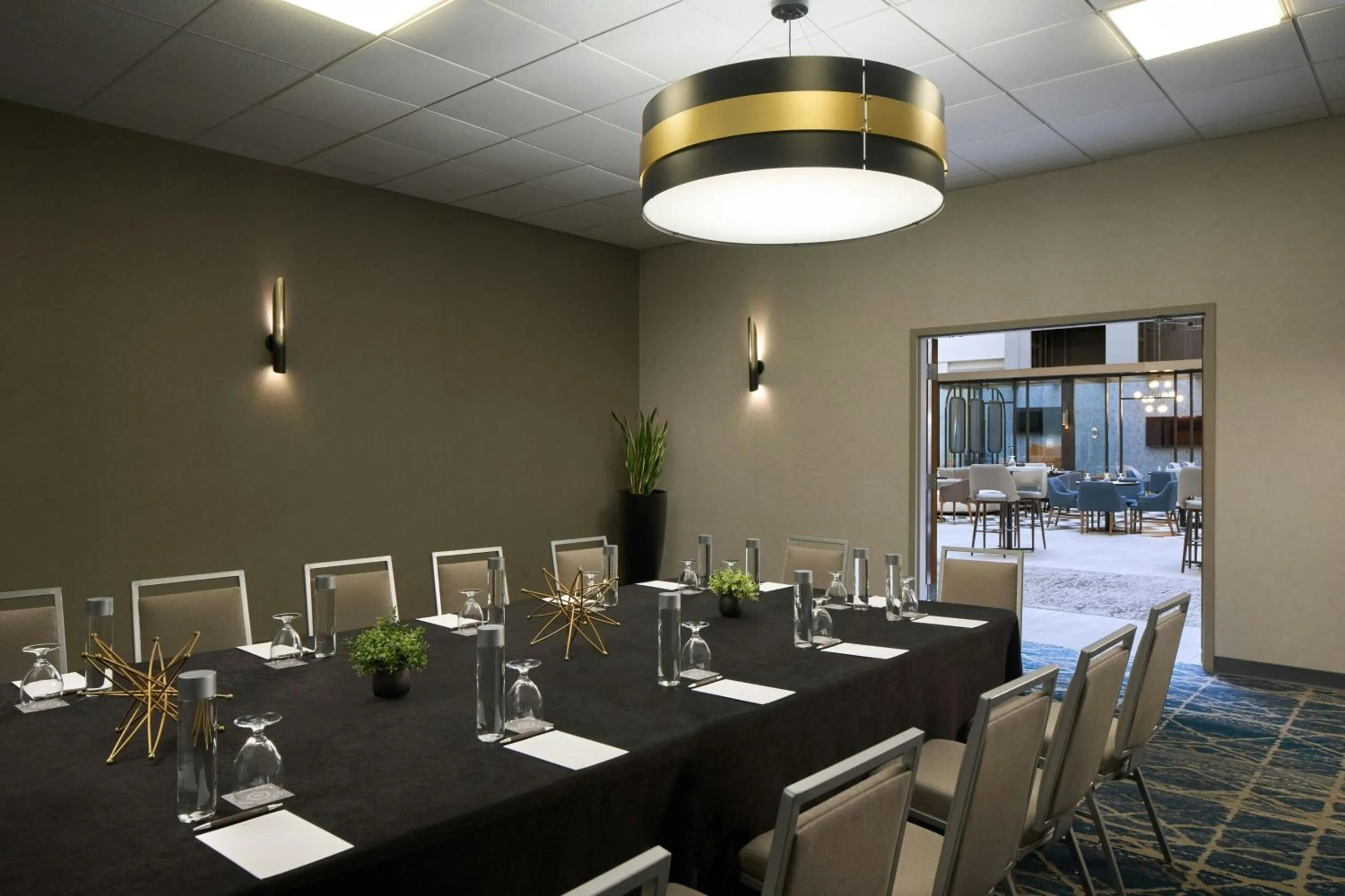 Meeting/conference room in Sheraton Suites Chicago O'Hare