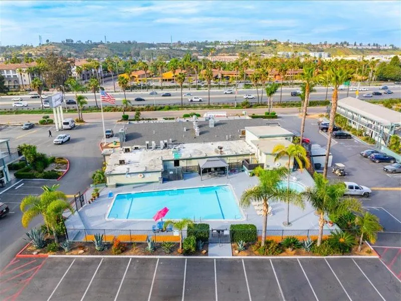 Property building in The Atwood Hotel San Diego - SeaWorld/Zoo