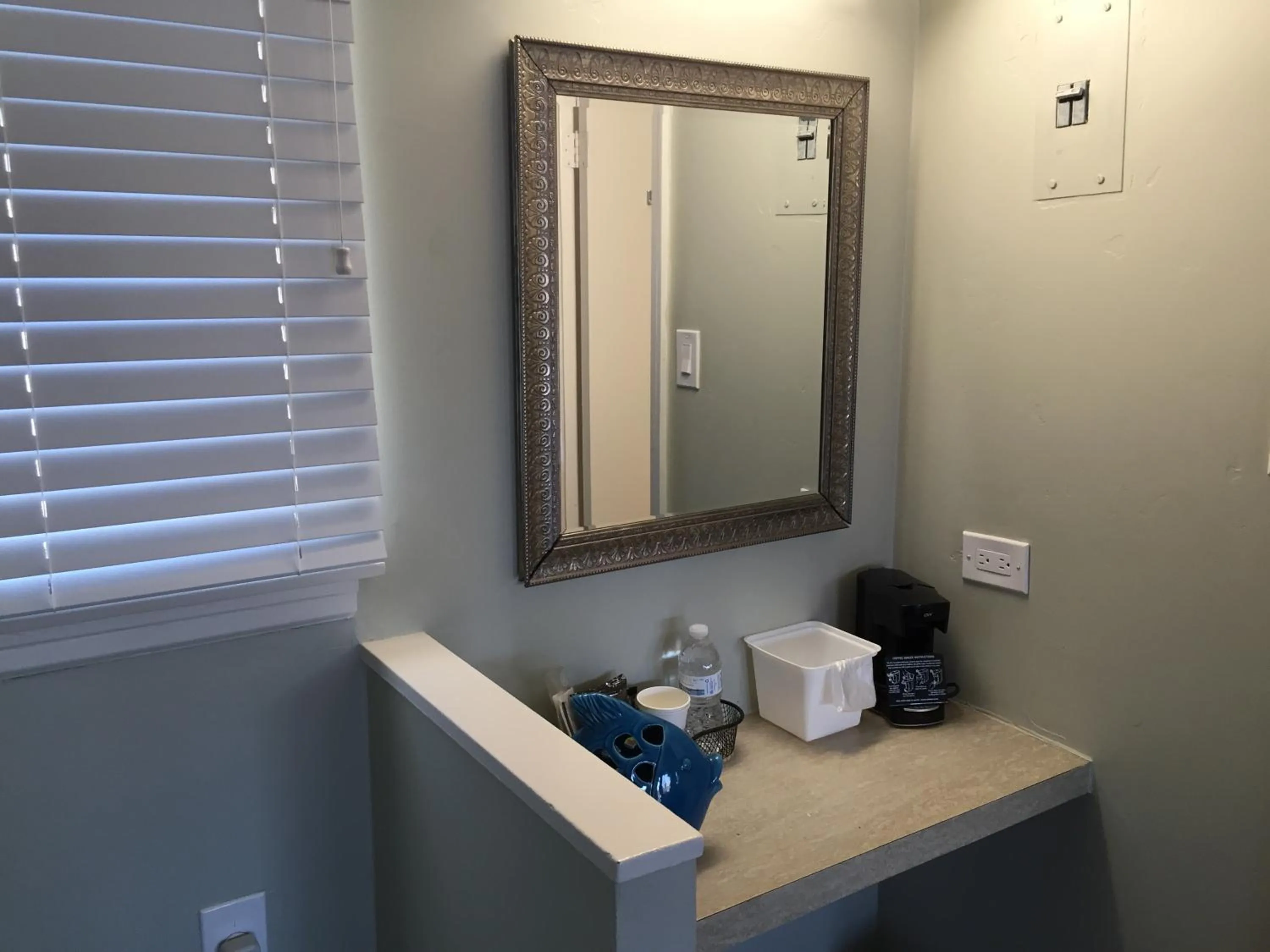 Bathroom in The Atwood Hotel San Diego - SeaWorld/Zoo