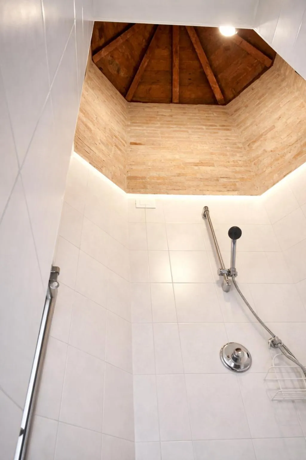 Shower in RESIDENCE BACO Da SETA