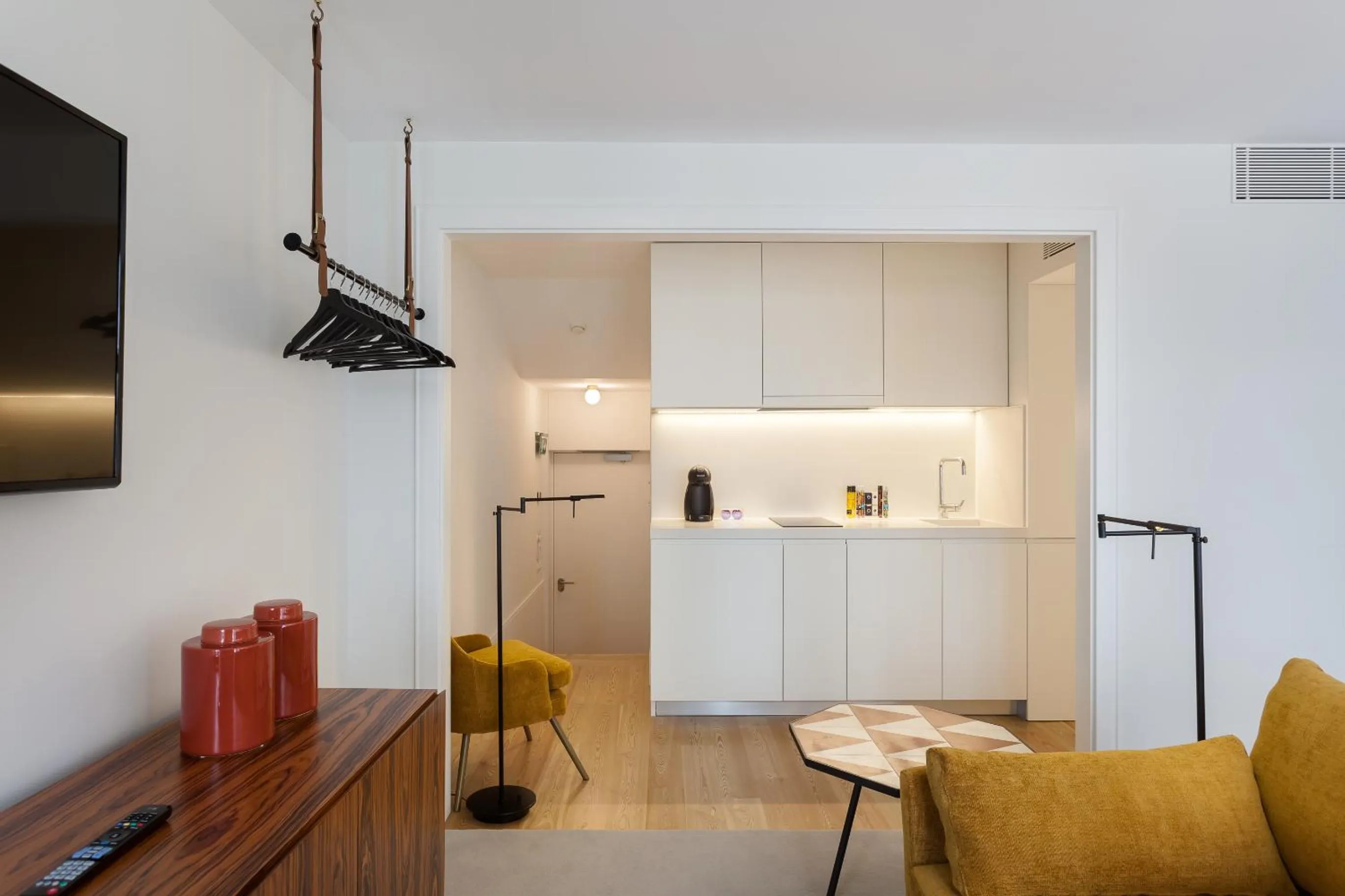 TV and multimedia in S.Bento Residences