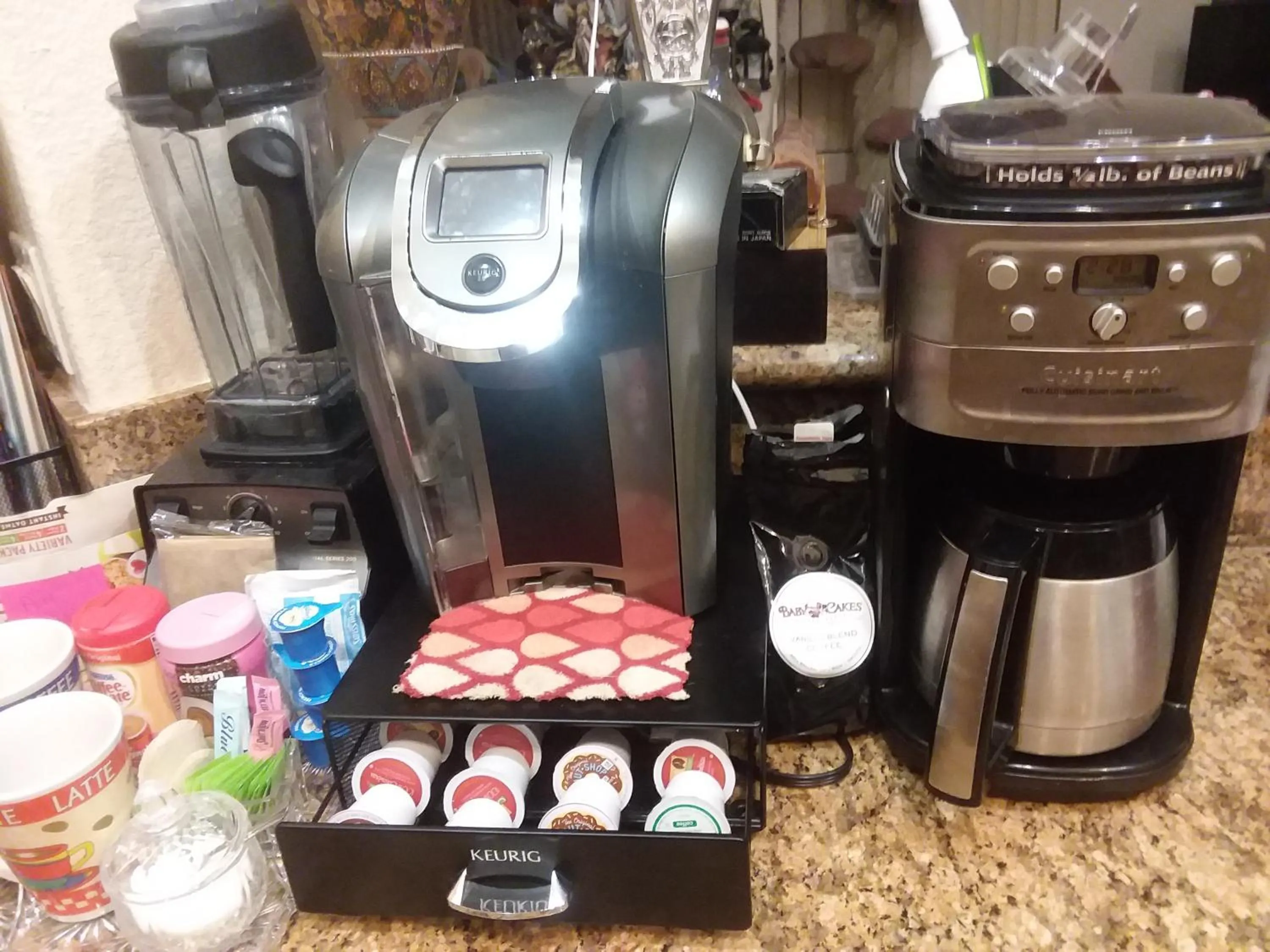 Coffee/tea facilities in CATmosphere