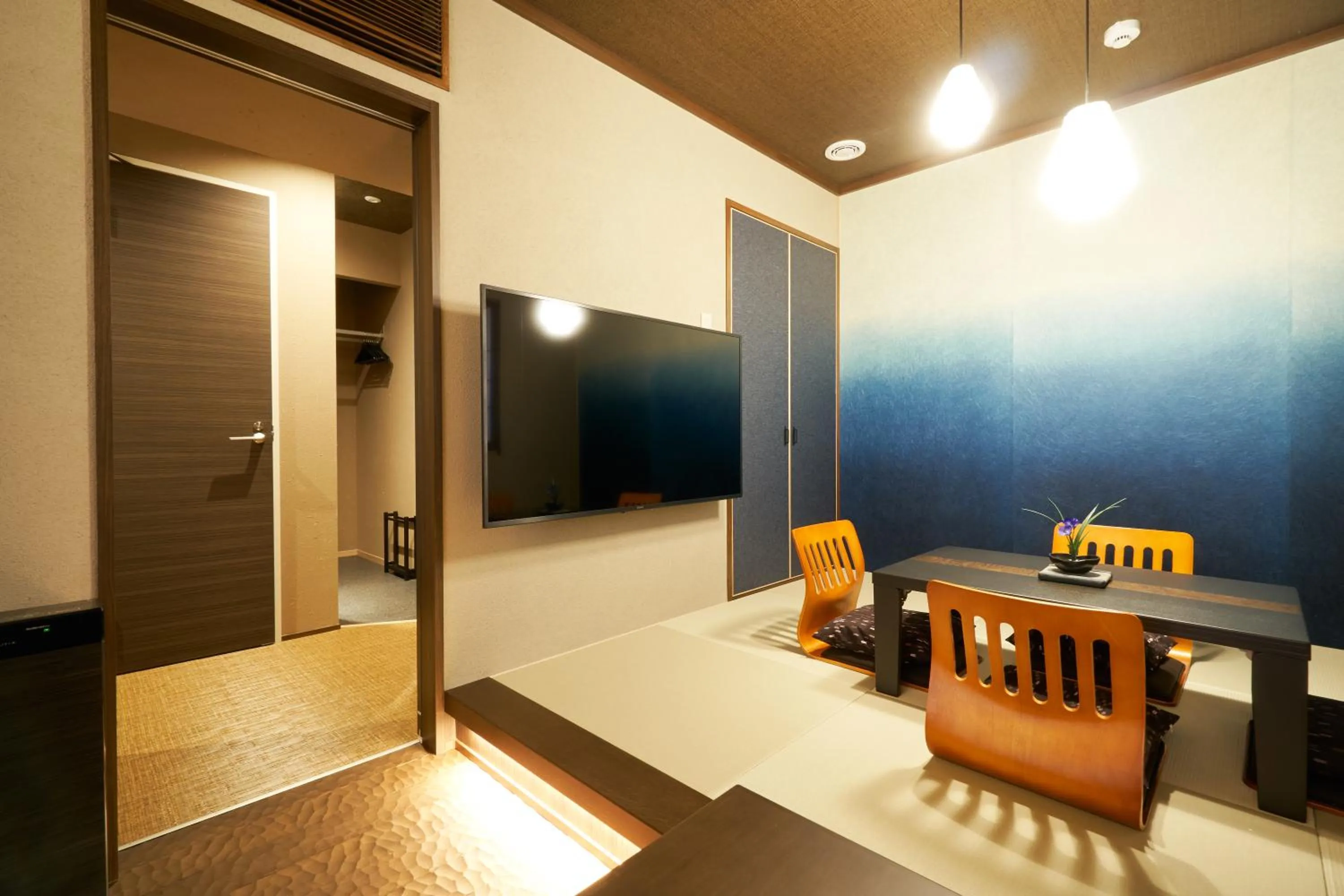 TV and multimedia in プライベートホテル 四季の彩