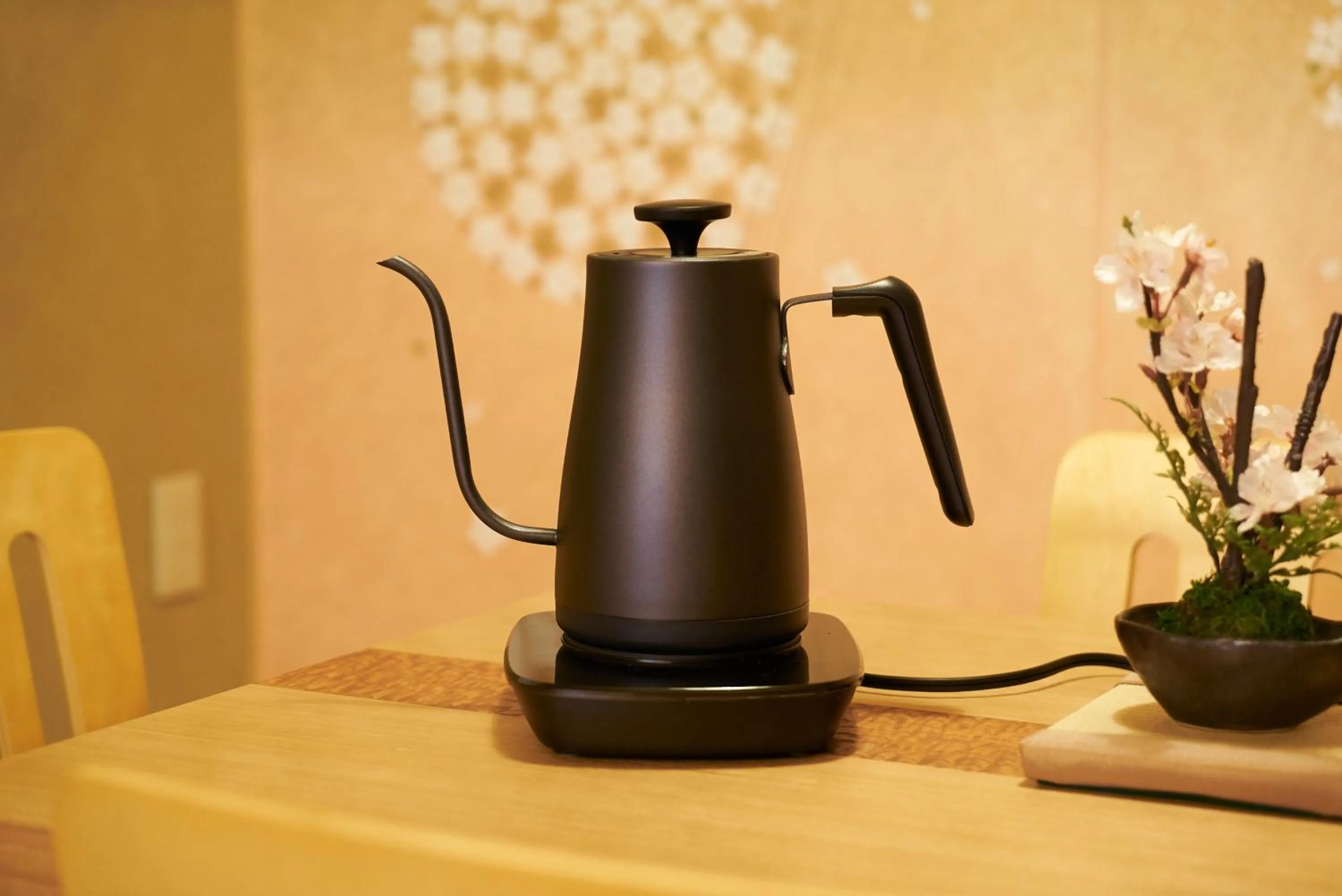 Coffee/tea facilities in プライベートホテル 四季の彩