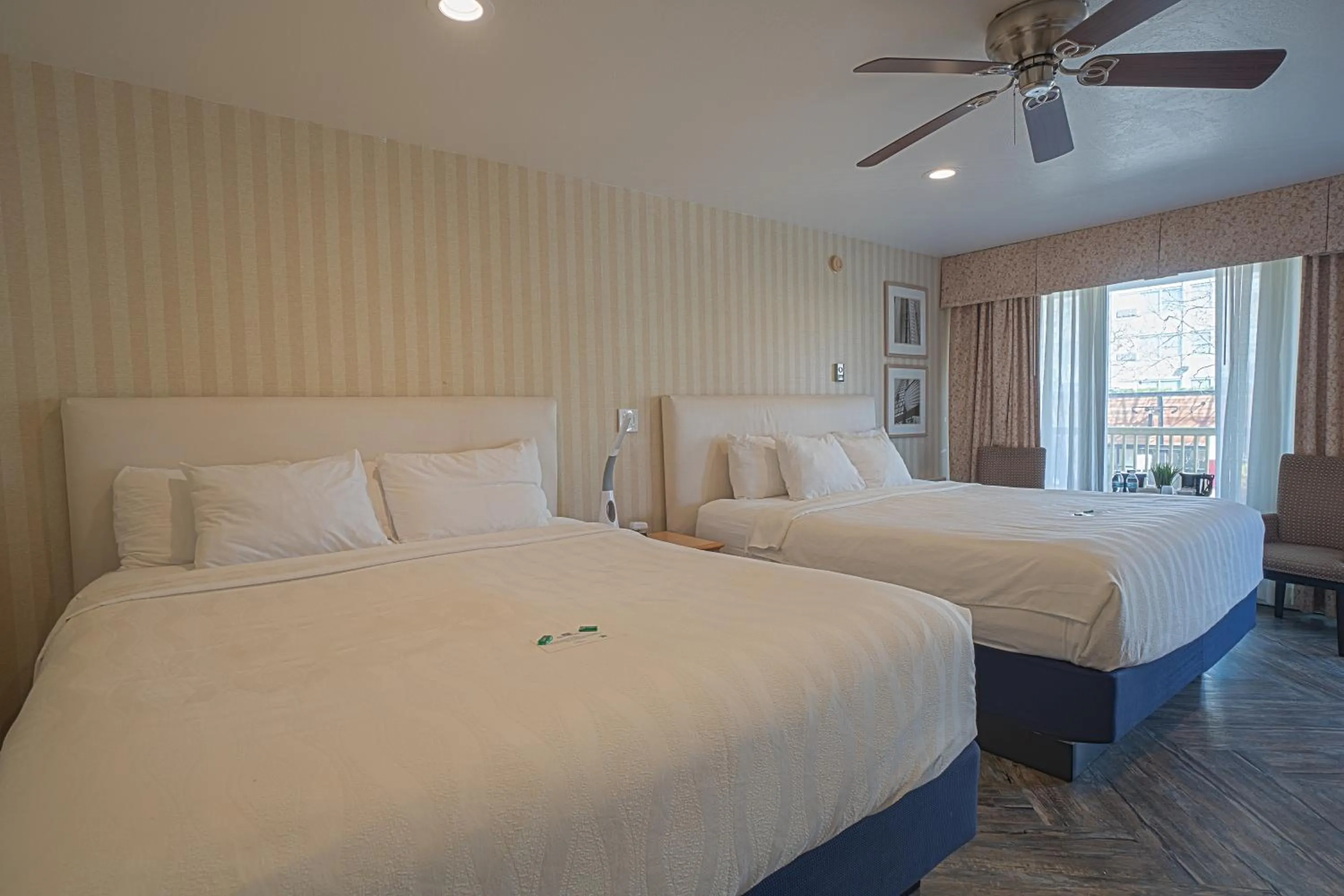 Bed in The Wharf Inn