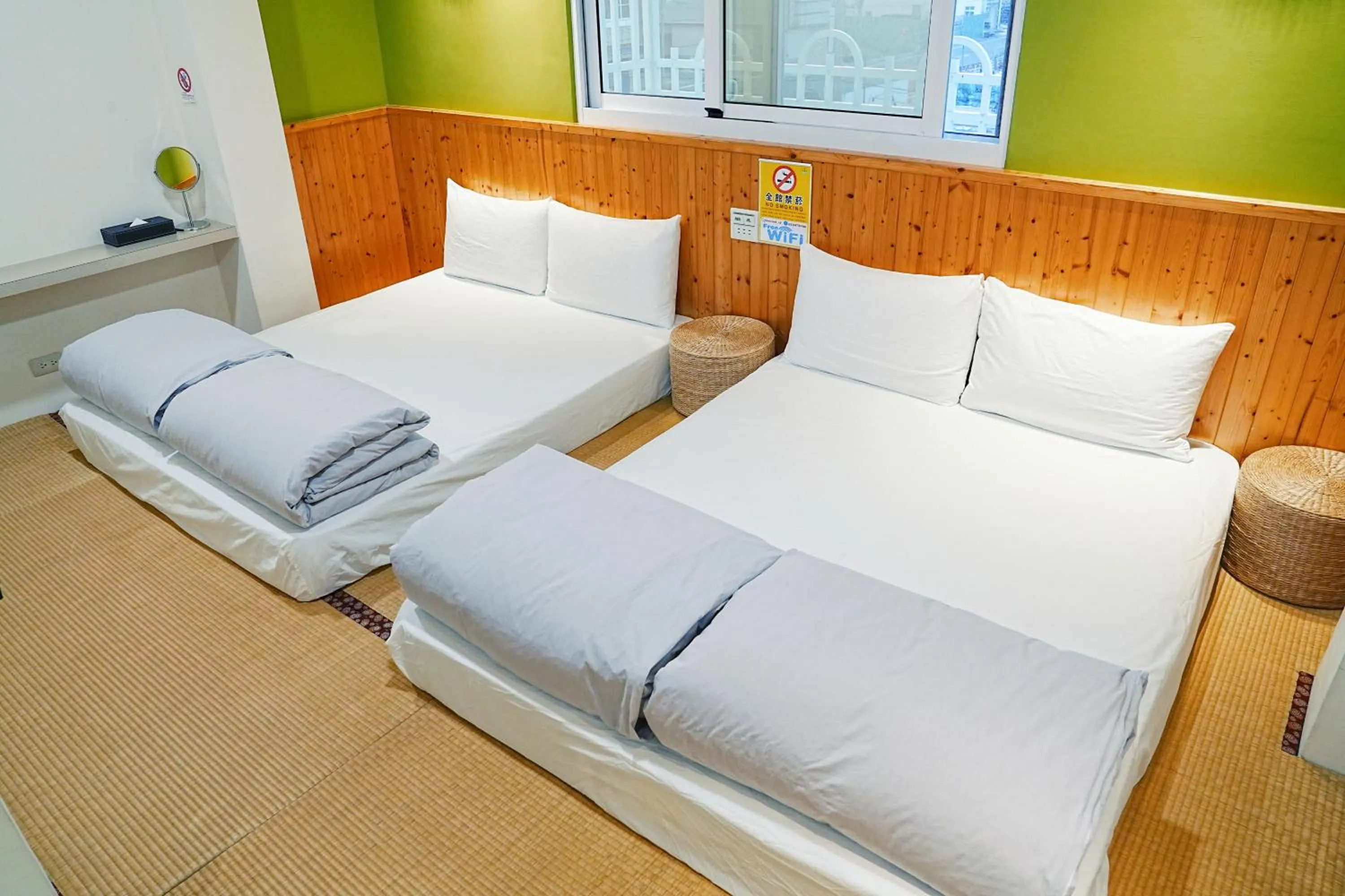 Photo of the whole room, Bed in The Wind BnB Ⅱ