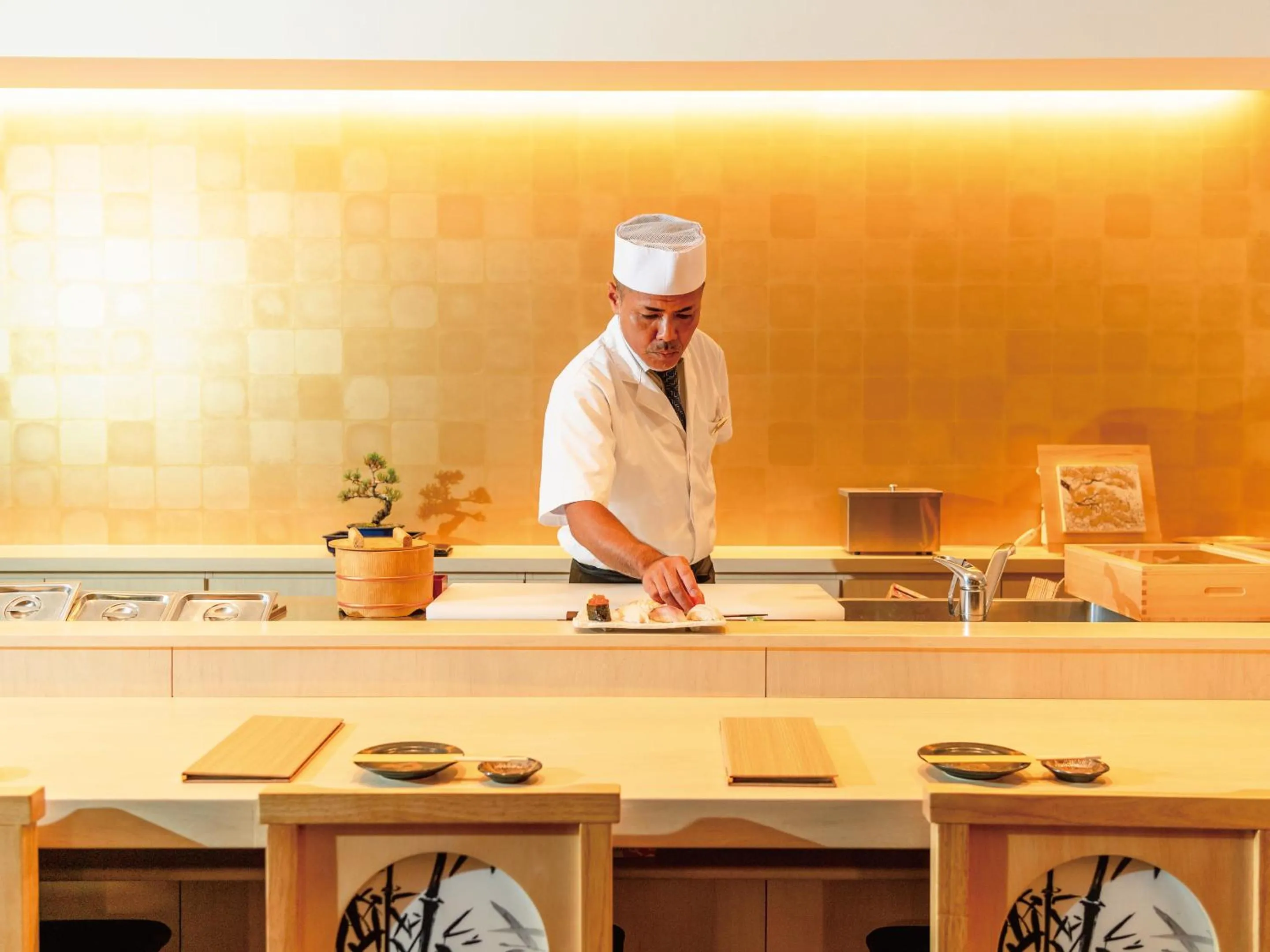 Restaurant/places to eat in Aqua Palace Chatan by Coldio Premium