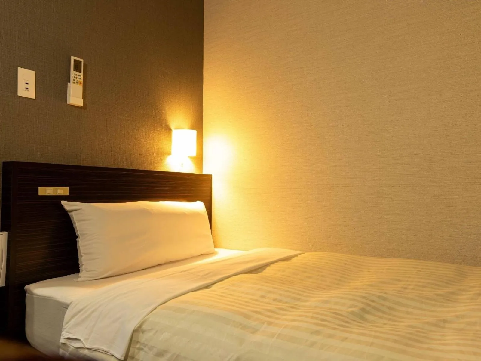 Photo of the whole room, Bed in Super Hotel Matsusaka