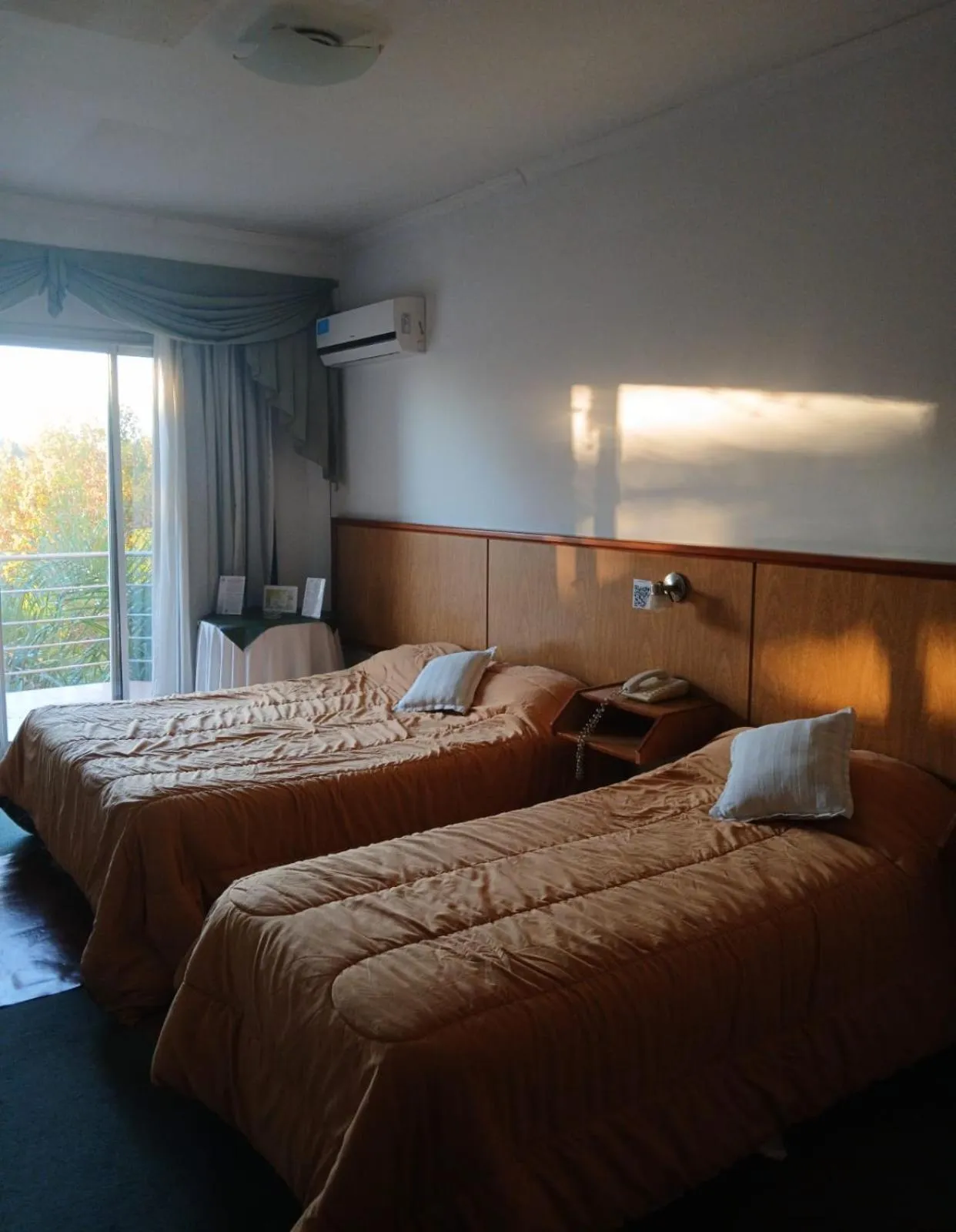 Property building, Bed in Hotel Aguaý
