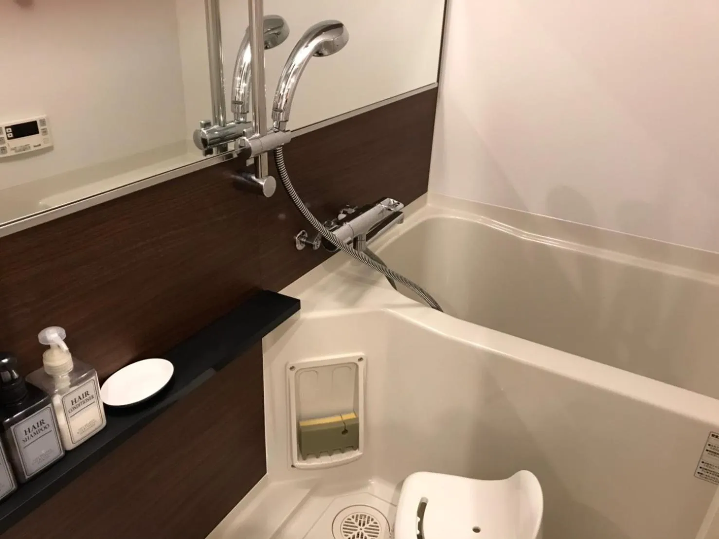 Bathroom in Local Hakata apartment No8