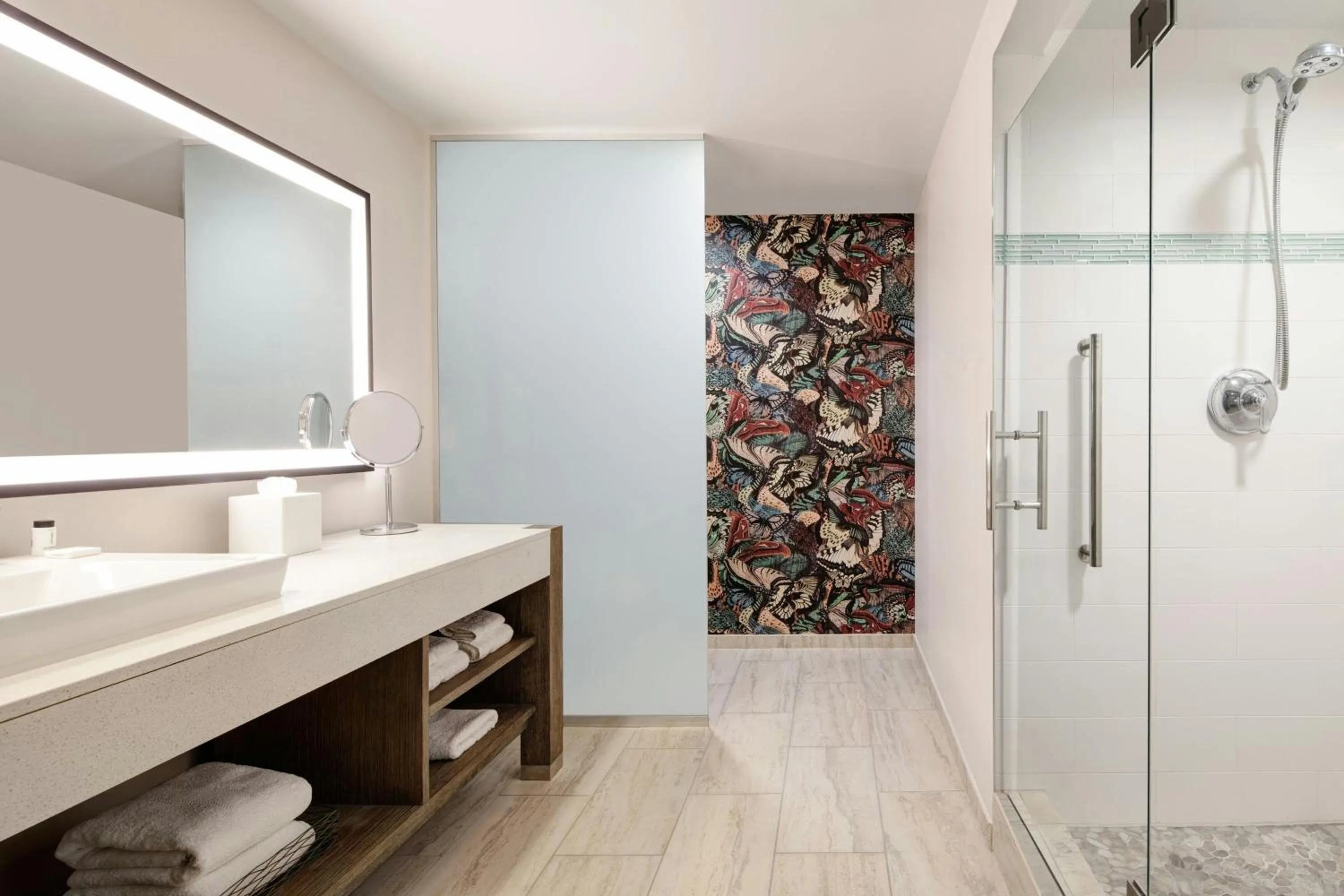 Bathroom in Hotel Tonnelle New Orleans, a Tribute Portfolio Hotel