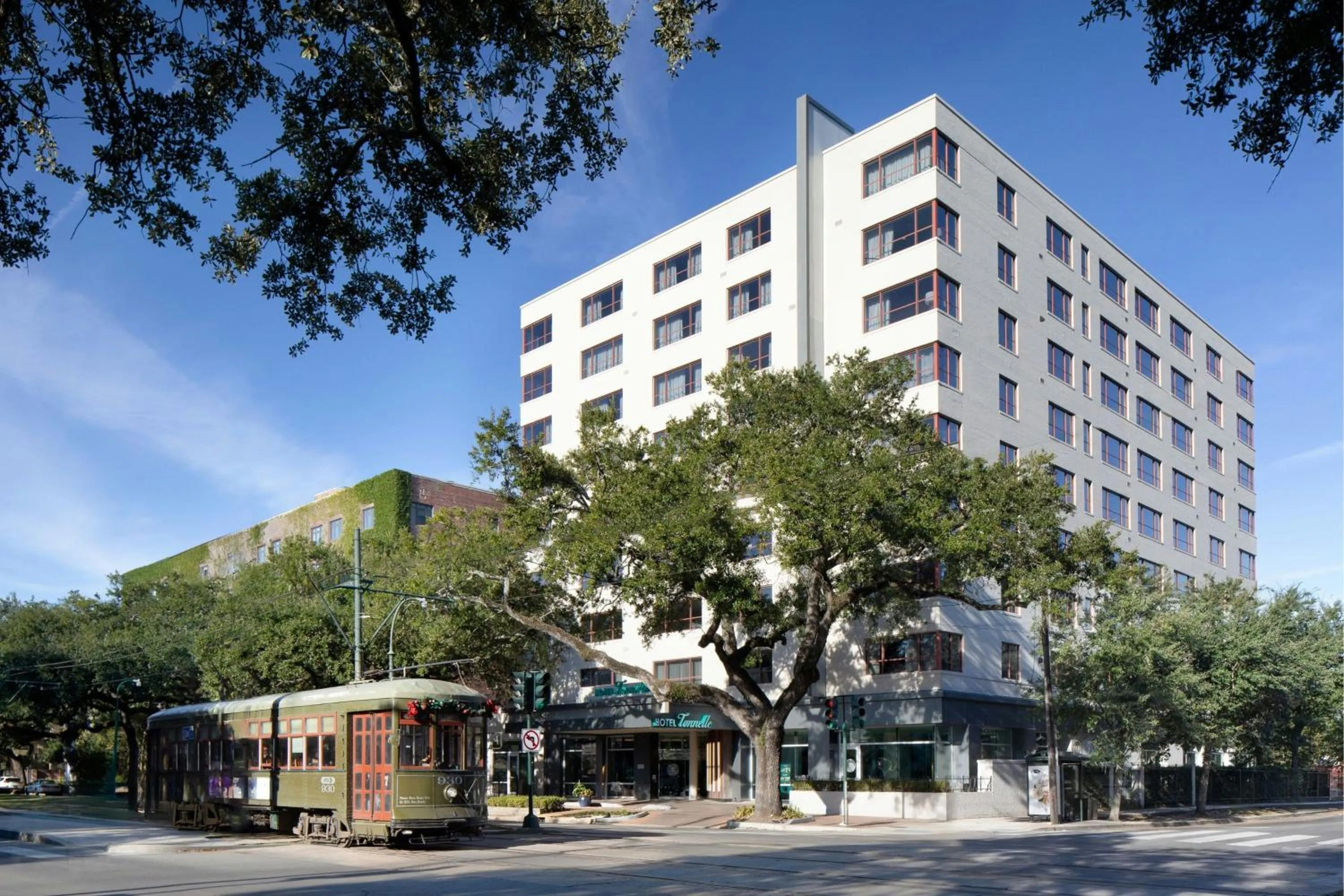 Property building in Hotel Tonnelle New Orleans, a Tribute Portfolio Hotel